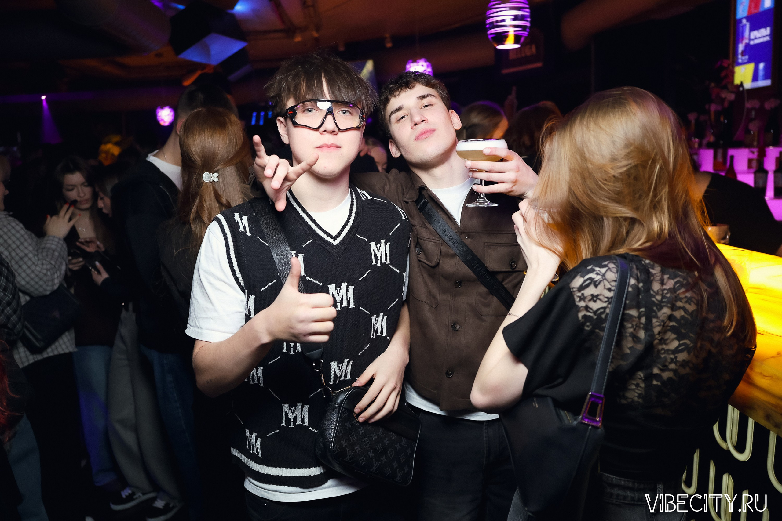 DOUBLE U. VIBECITY.RU Вайб Сити Ру Фоторепортажи Фотоотчеты Калининград