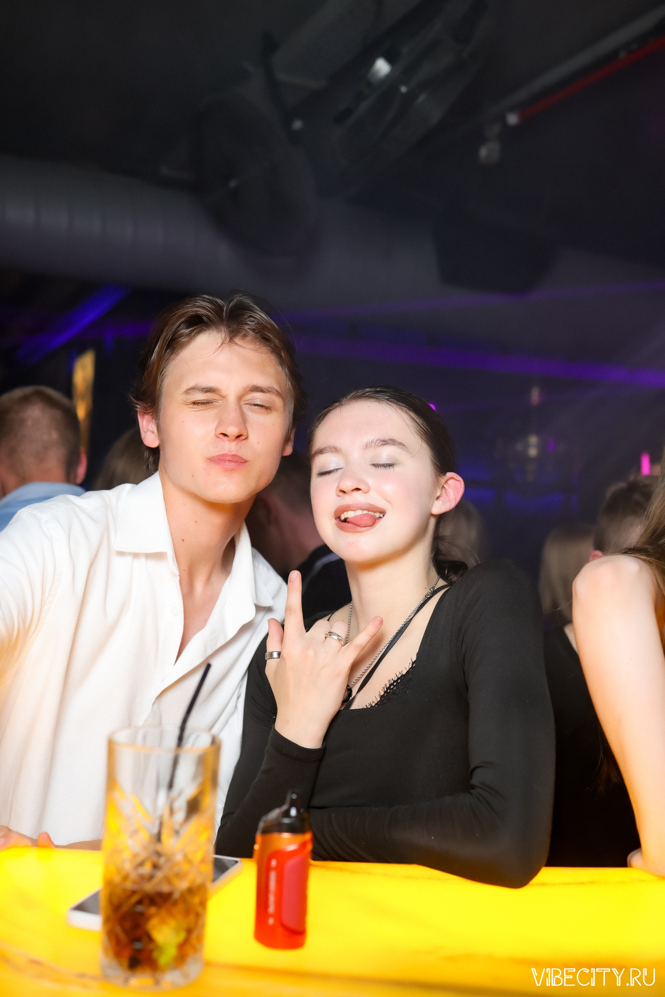 DOUBLE U. VIBECITY.RU Вайб Сити Ру Фоторепортажи Фотоотчеты Калининград