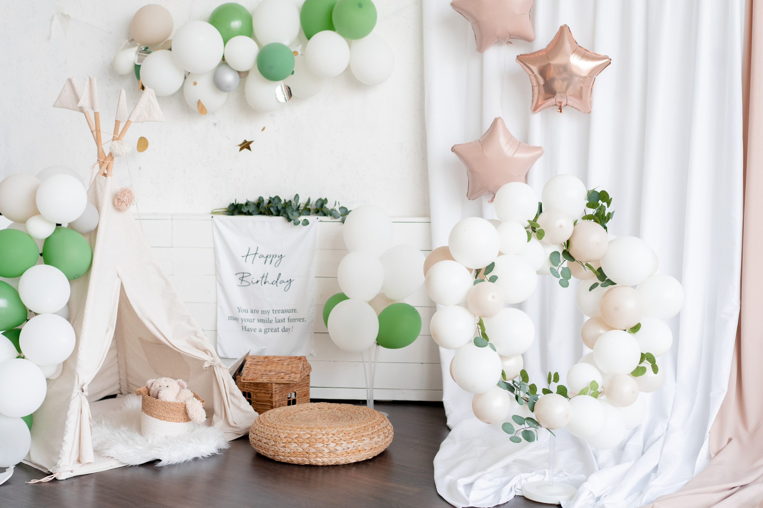 Локации фотостудии, реквизит. Детская, семейная фотостудия в Санкт-Петербурге