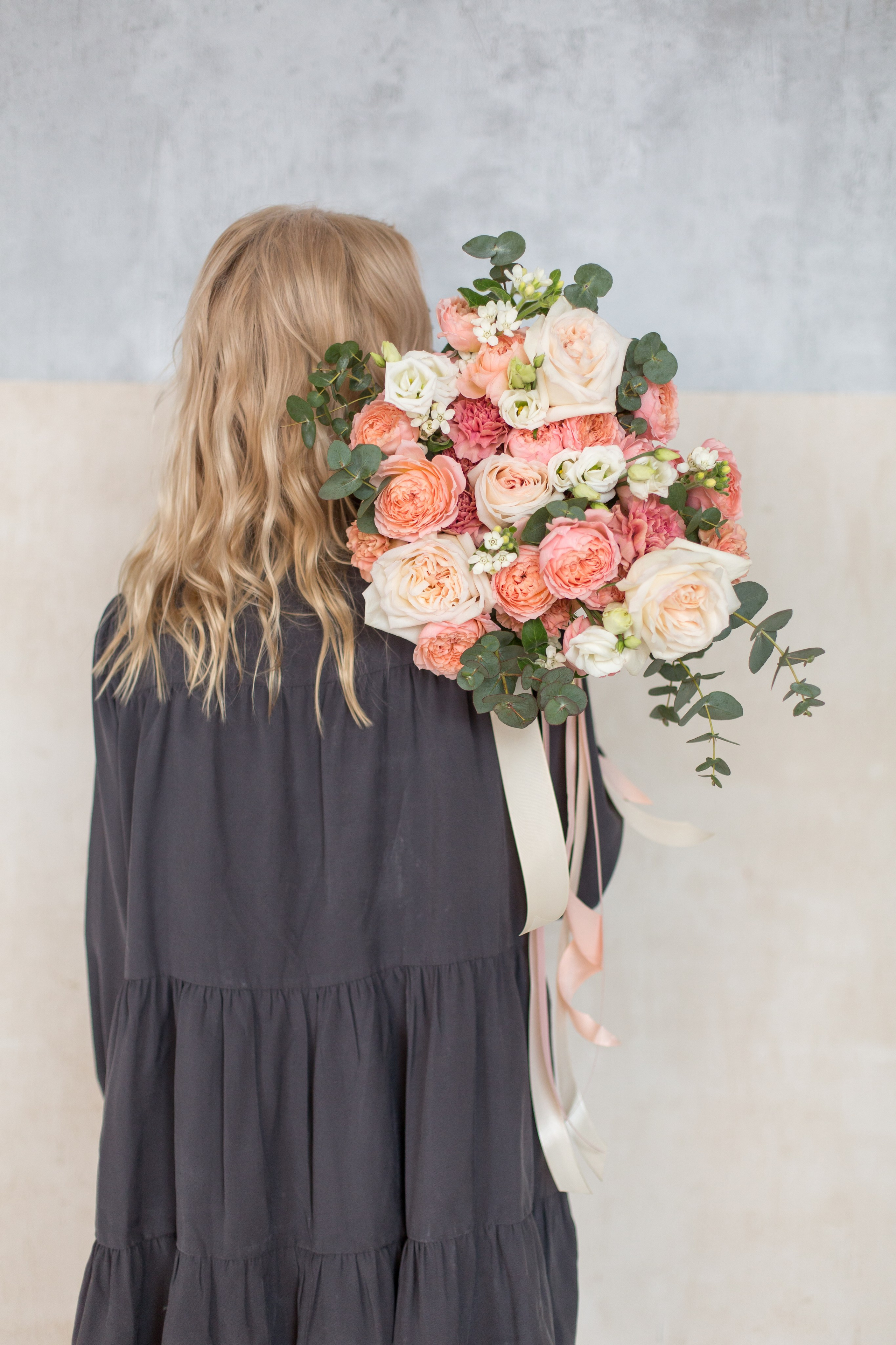 Фотосессия для цветочного ателье. Семейный и портретнаый фотограф в Санкт-Петербурге Настя Поздняя