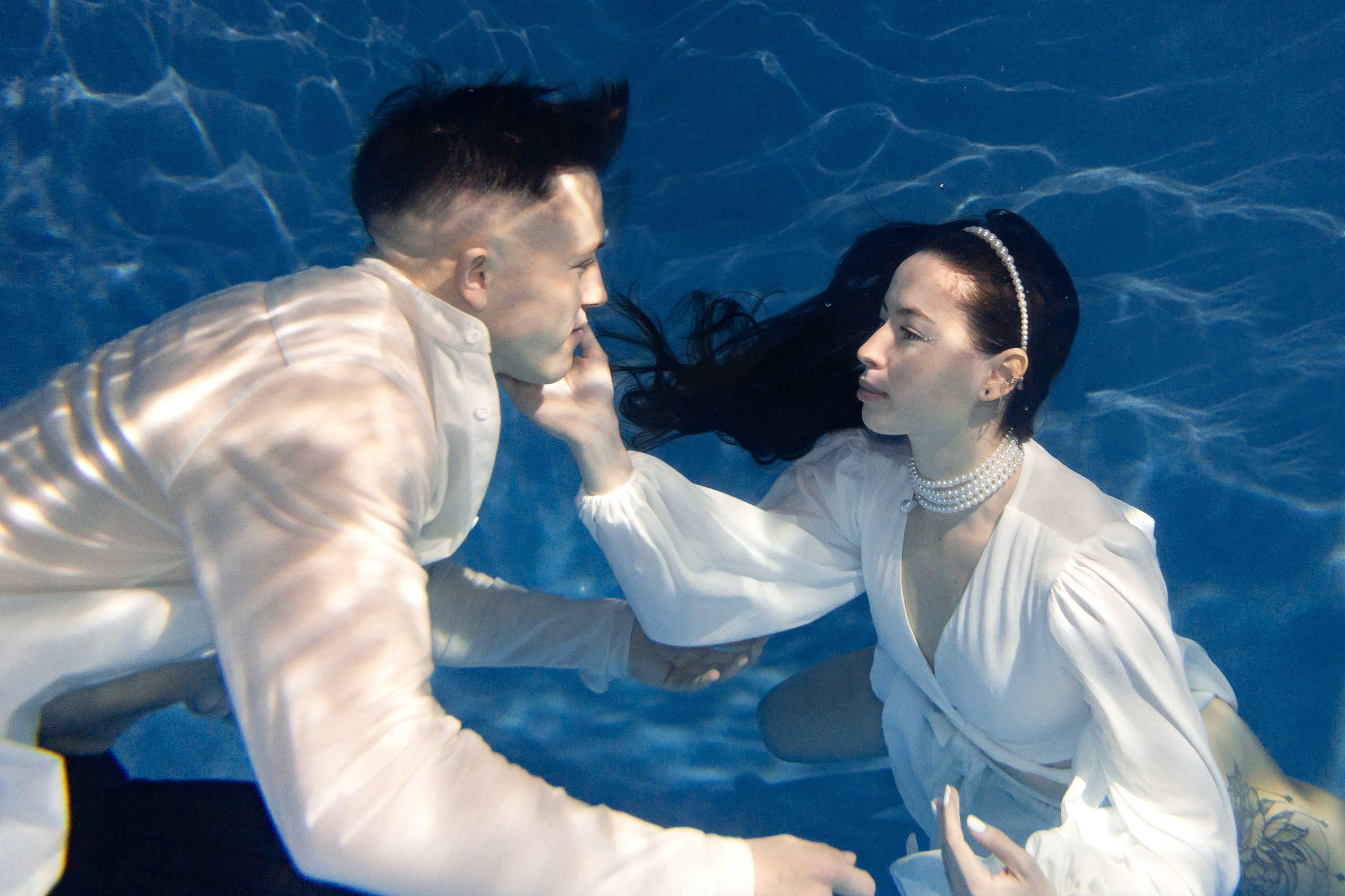 Свадьба под водой. Надежда Рыжова, портретная и контент-съемка в Челябинске