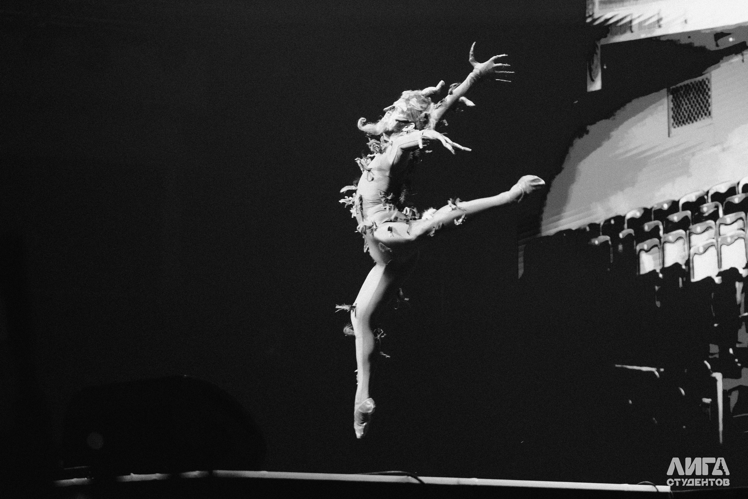 Российская Студенческая Весна 2025. Портретный фотограф в Казани Радомир Заздравных