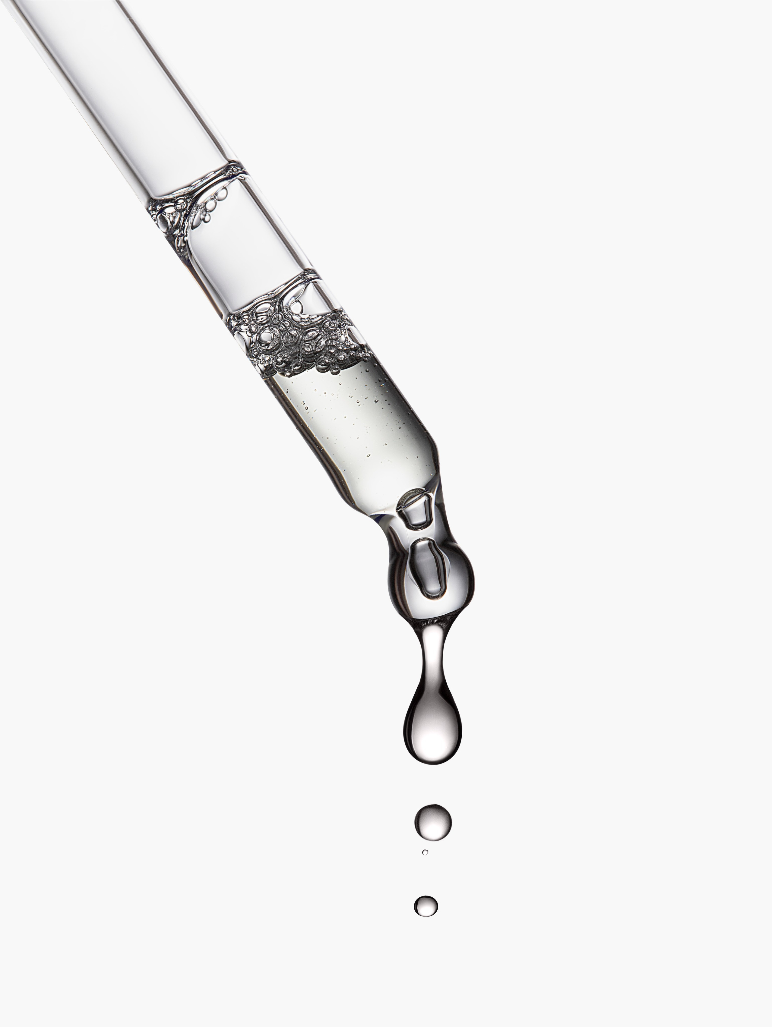 PRODUCT. RETOUCHER / Beauty / Product / Fashion / Commercial