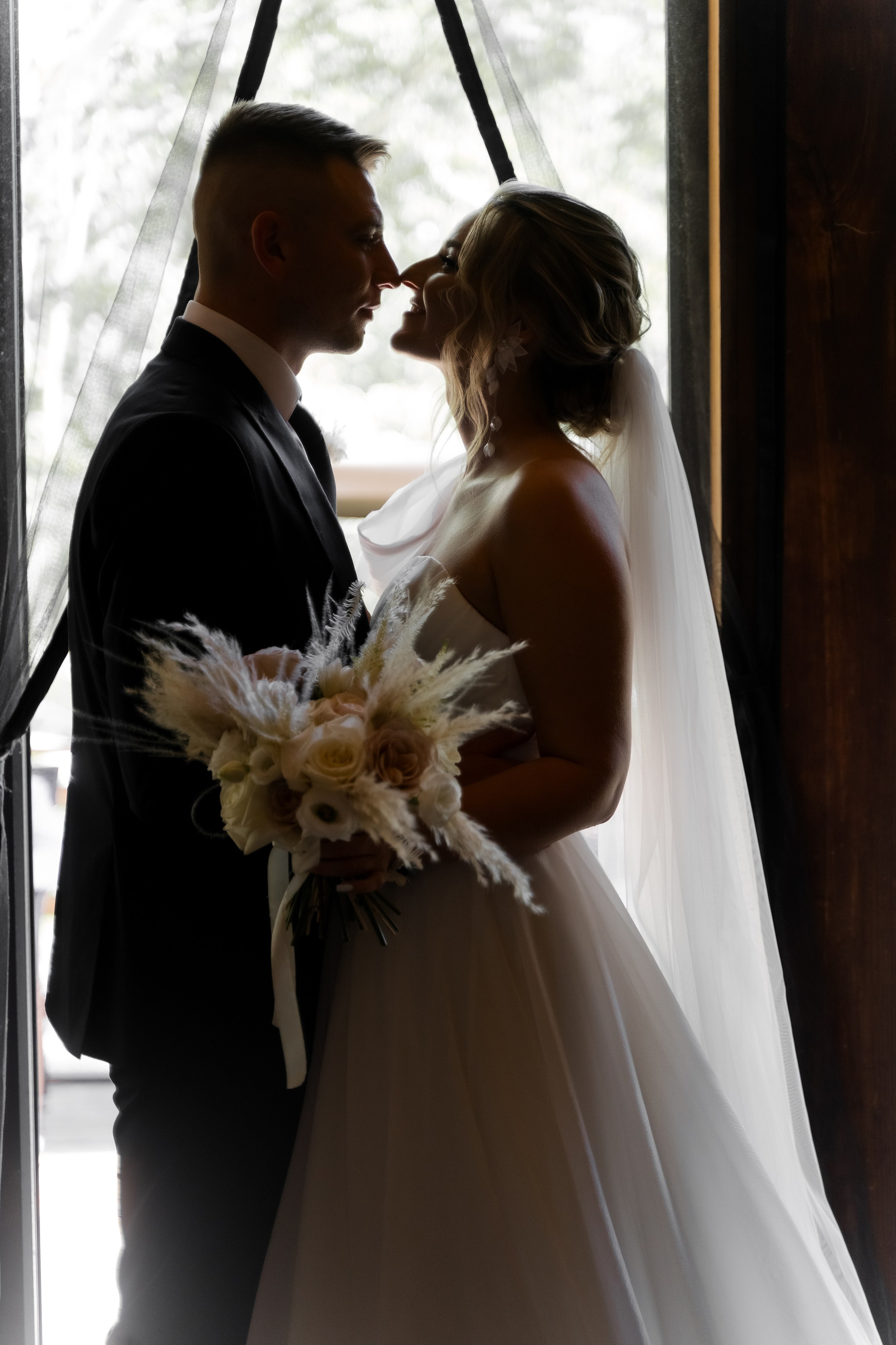 Родион и Валерия. Свадебный фотограф Камчатка Петровский Павел