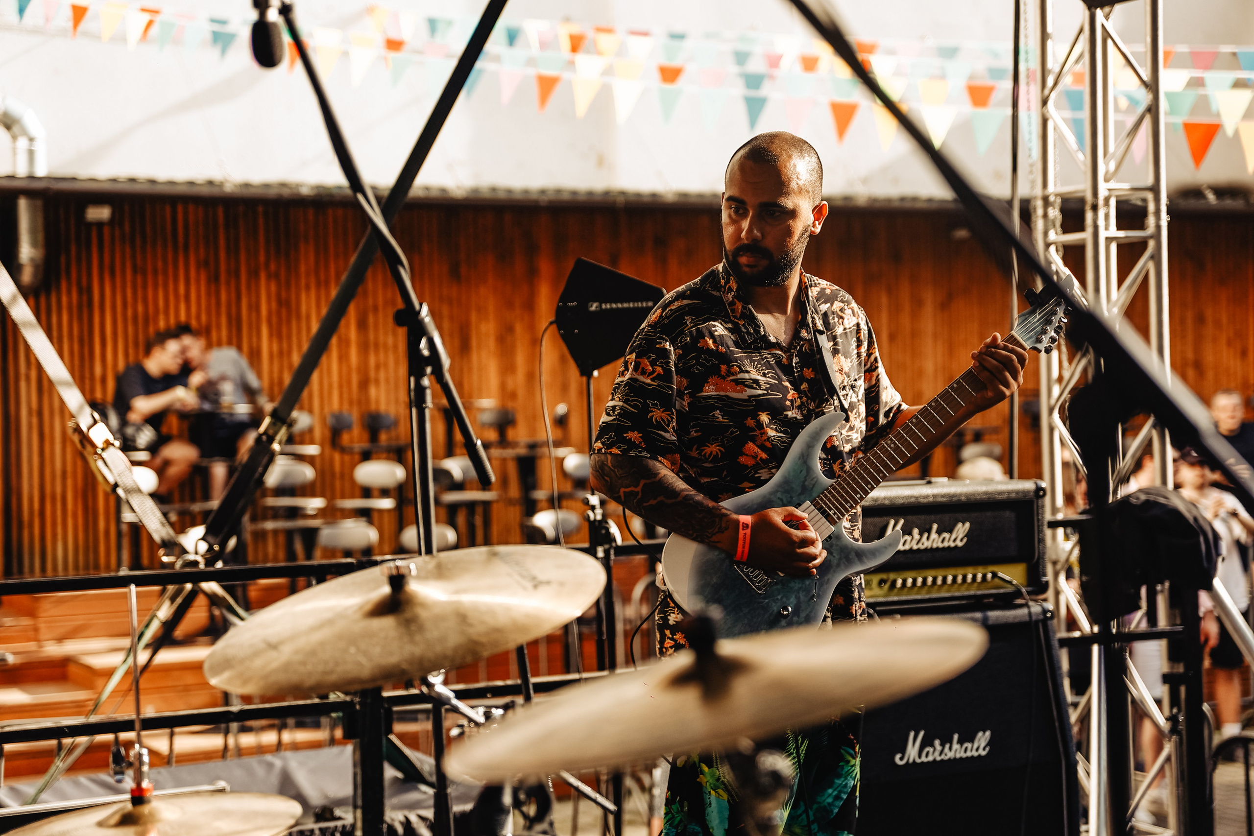 ЛЕТНИЙ МЕТАЛ В ПРАВДЕ