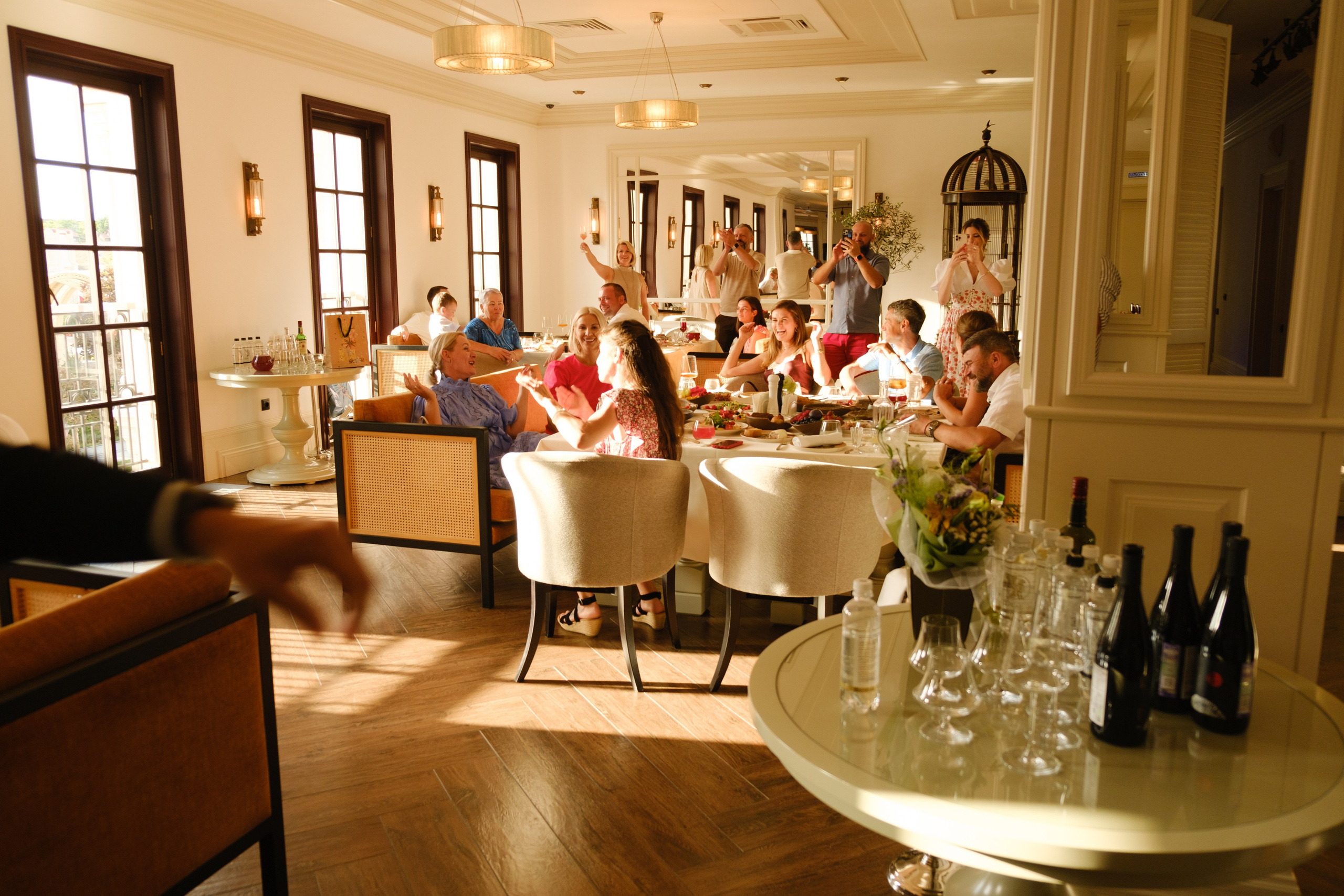 Фотограф на юбилей в Крыму | Съемка дня рождения | Илья Желдак. Профессиональная фотосъемка в Крыму. Натуральные эмоции и живые кадры. Забронируйте дату прямо сейчас!