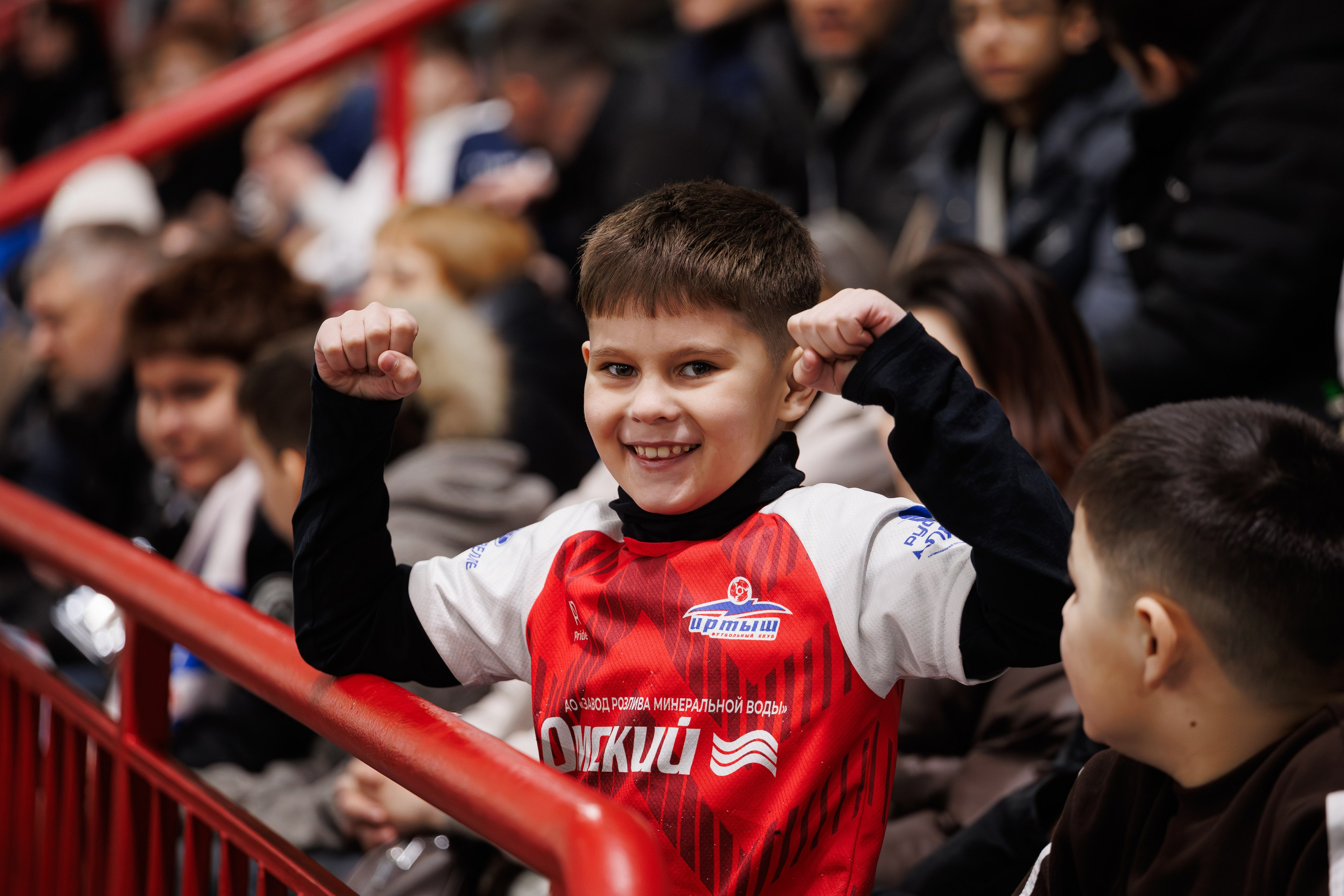 Иртыш — Текстильщик. Свадебный и репортажный фотограф в Омске. Червоткин Никита