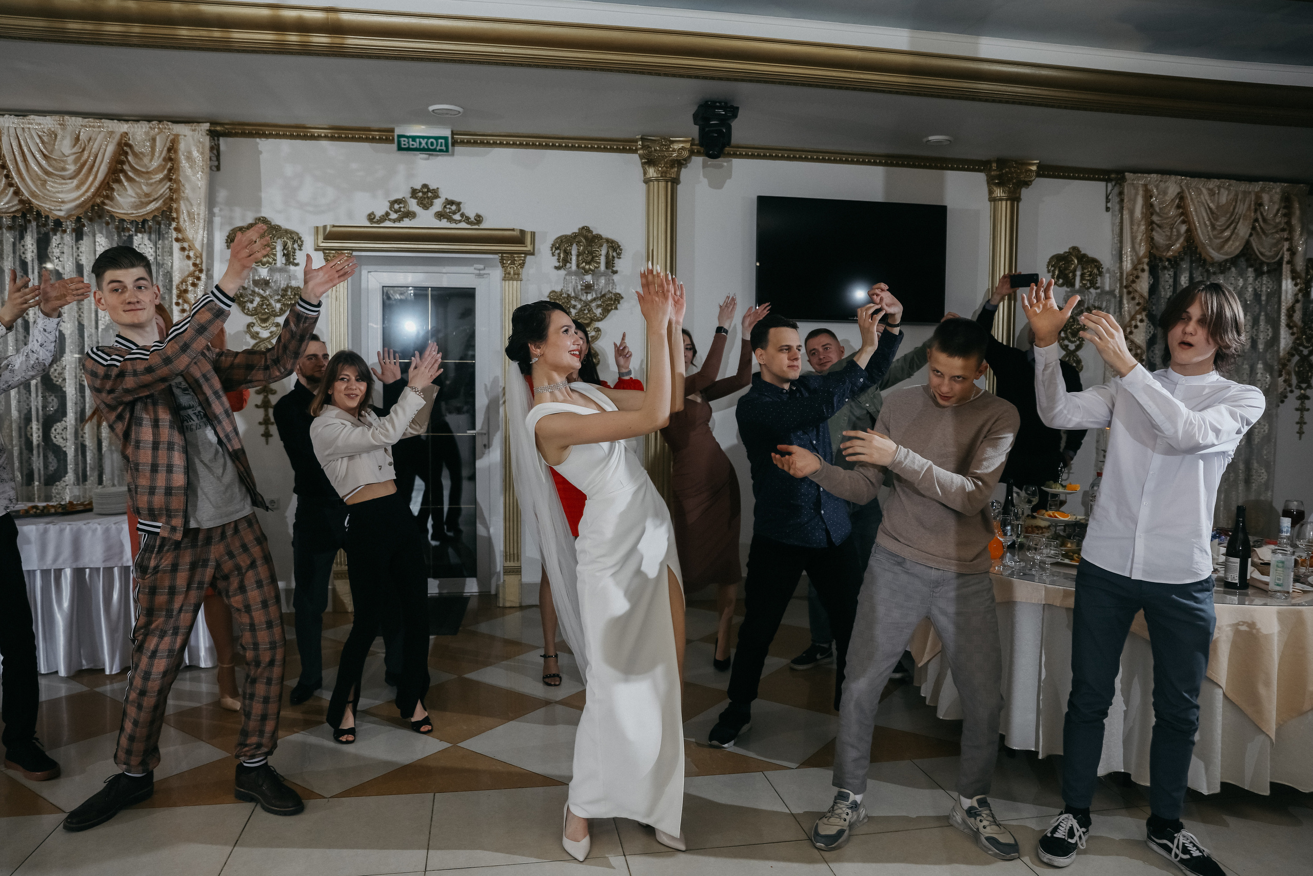 Ее присутствие всё делает необыкновенным, старина!. Свадебный фотограф в Санкт-Петербурге