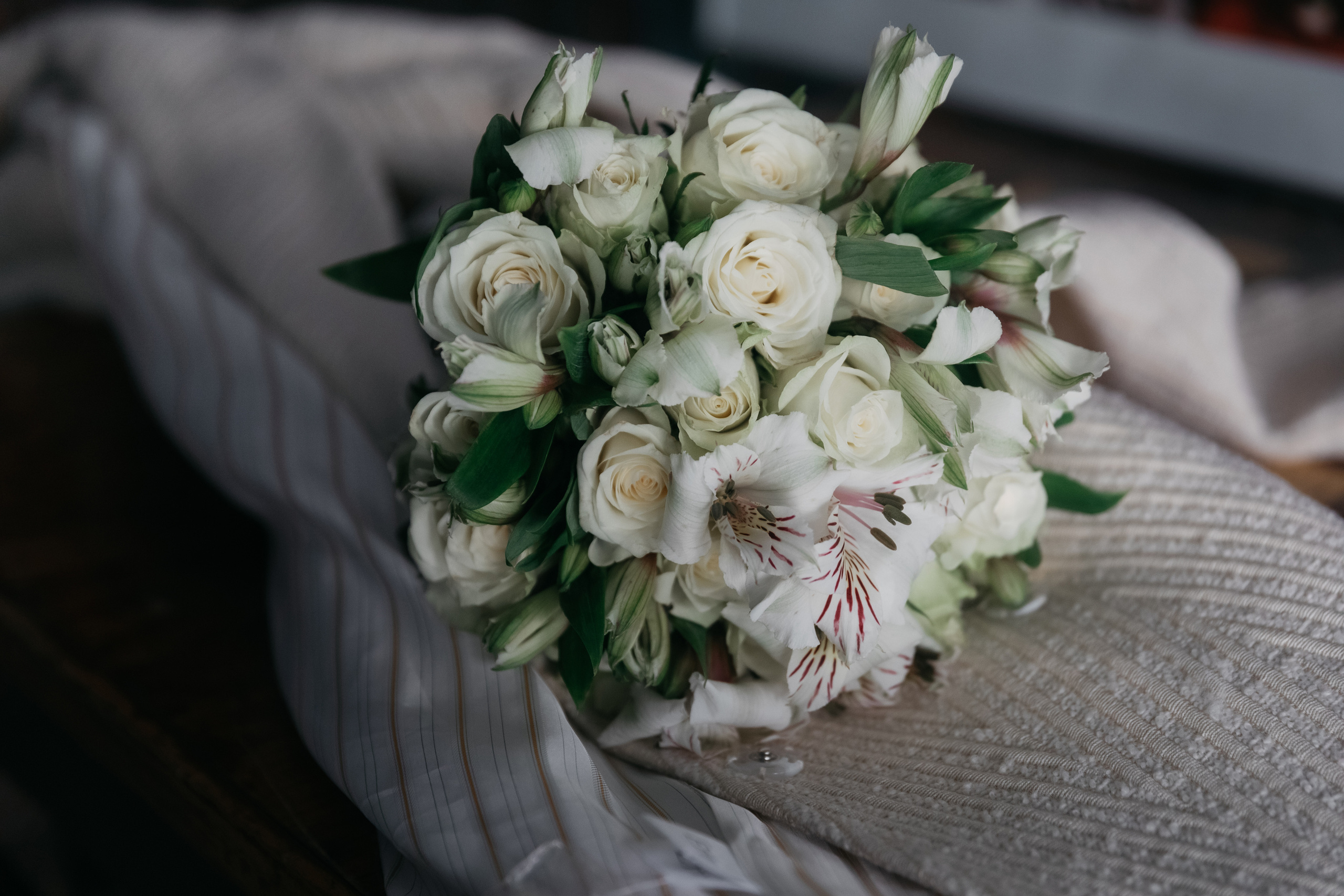 Ее присутствие всё делает необыкновенным, старина!. Свадебный фотограф в Санкт-Петербурге