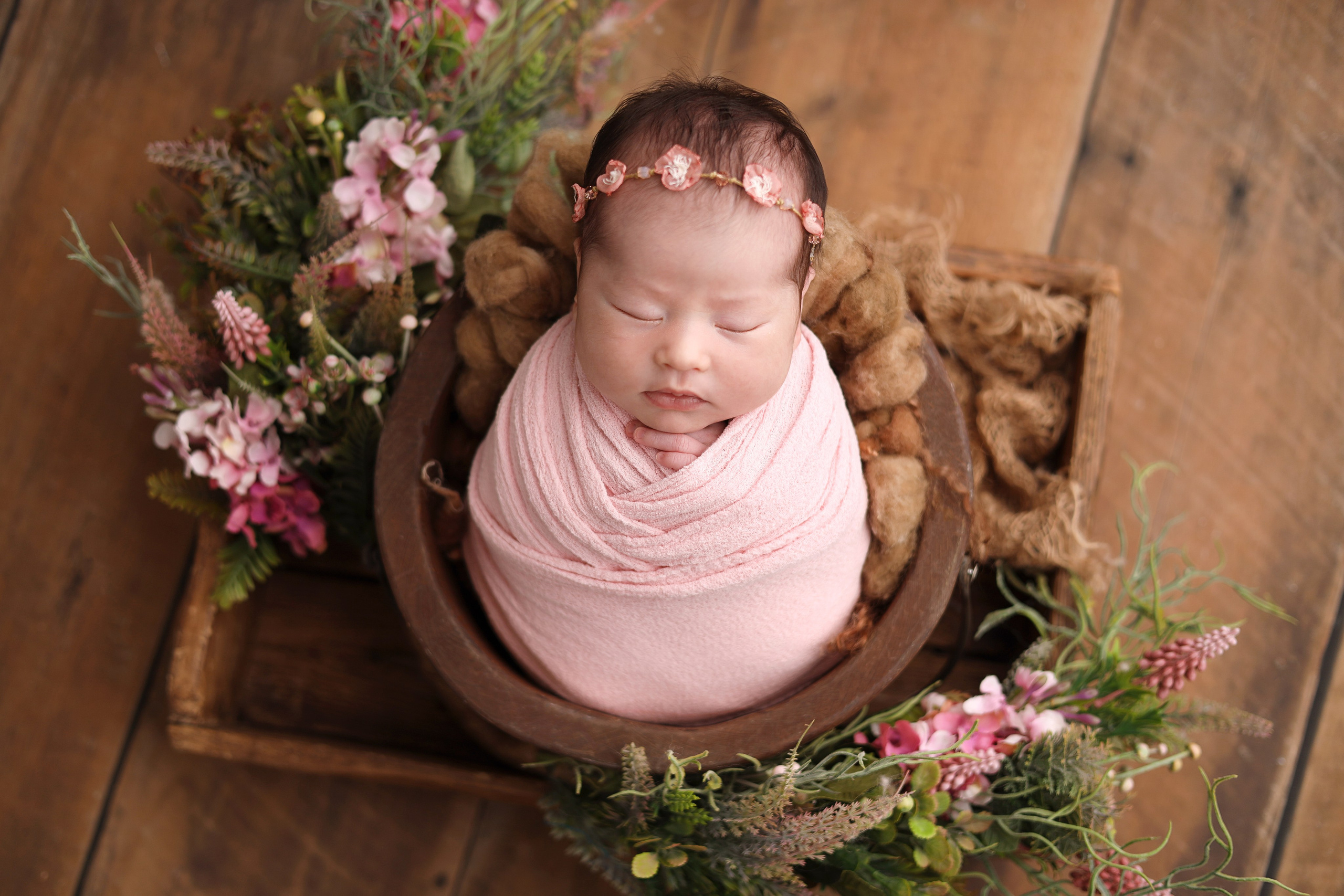 Ньюборн съемка Элины, творческий пакет. Фотограф новорожденных Москва. Ньюборн фотограф Москва