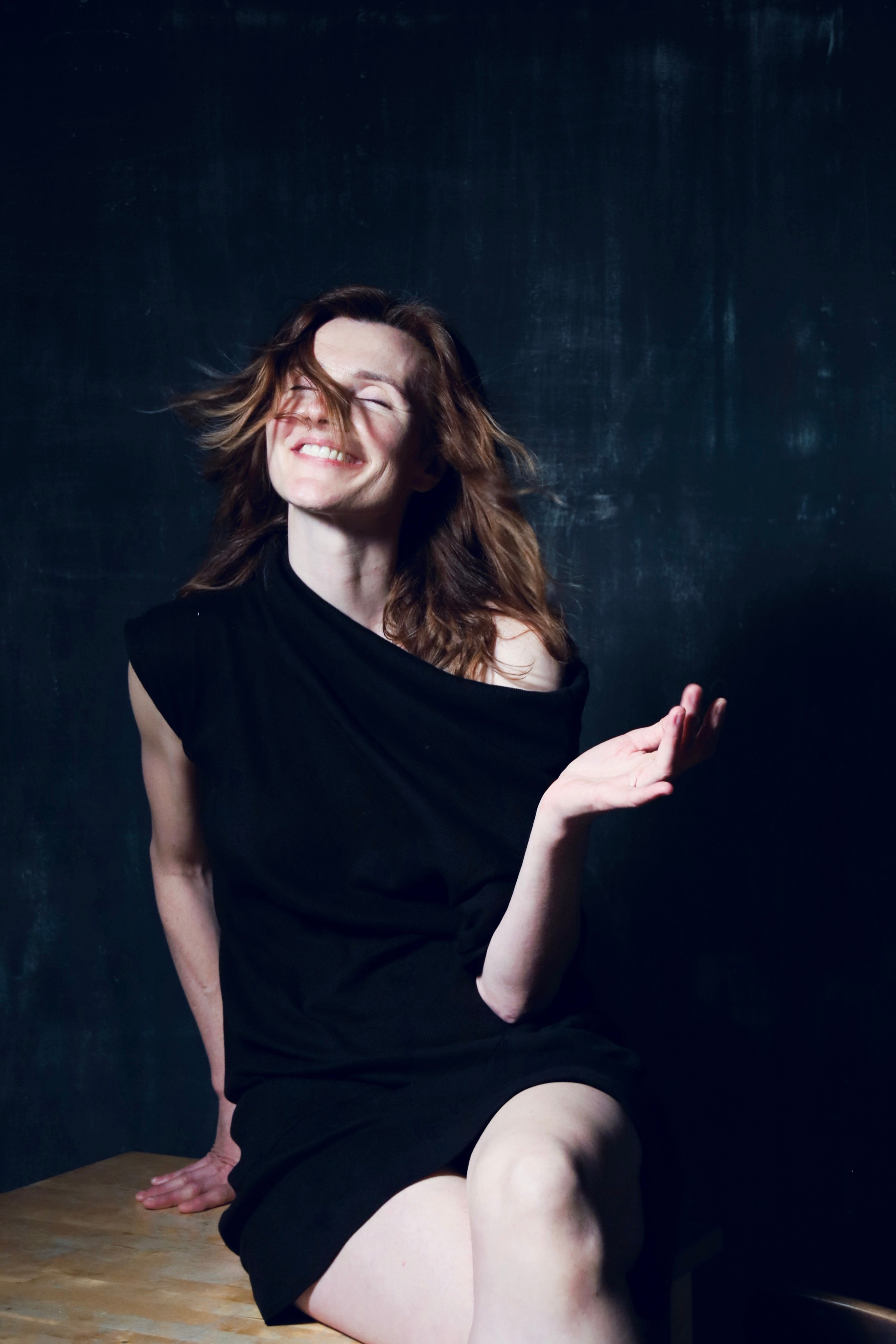 Клаудиа Бочар, актриса. Екатерина Гринева — портретный фотограф