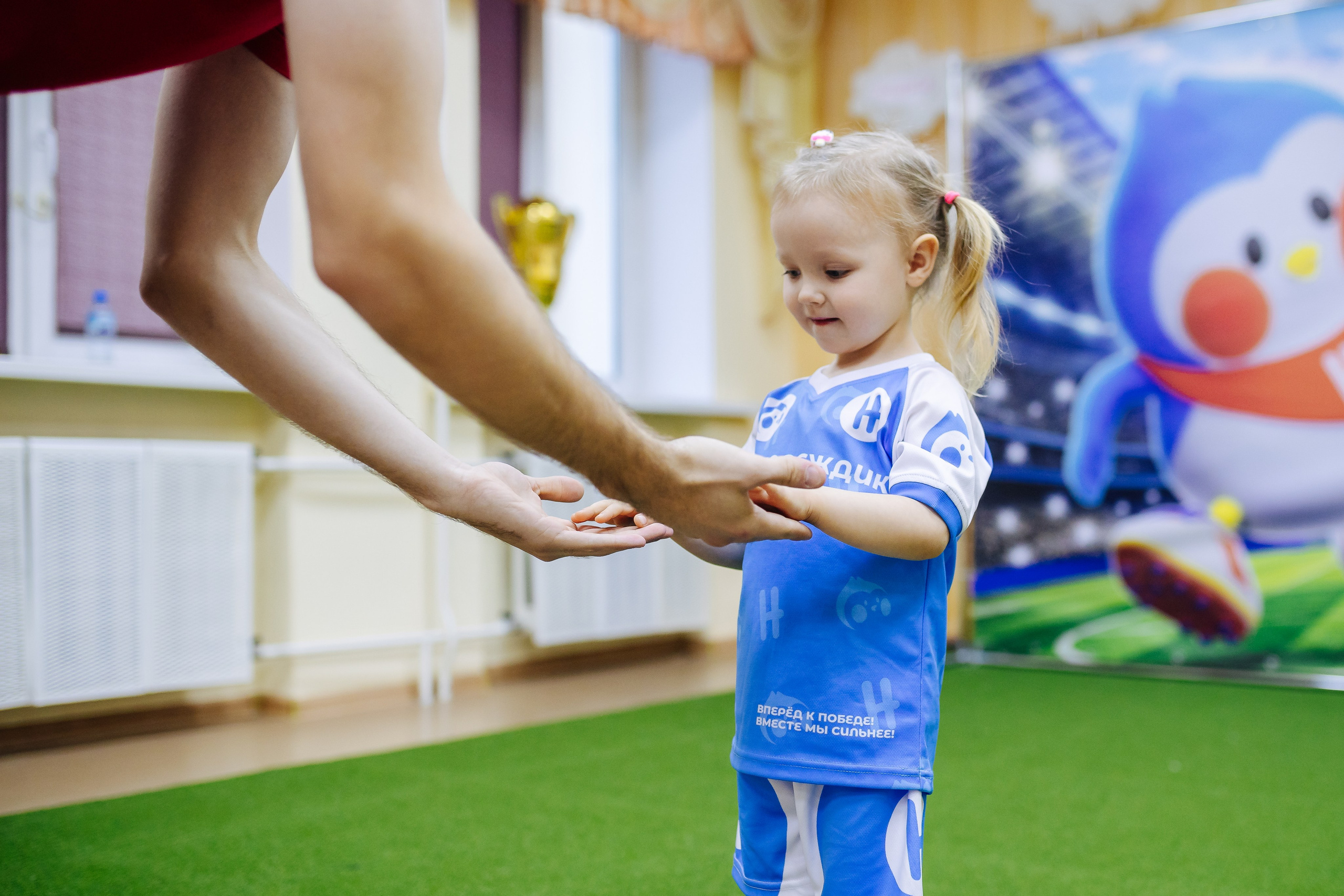 Фотосессия с кубком в детских садах г. Магнитогорска. Денис Прохоров Фотограф в г. Магнитогорск