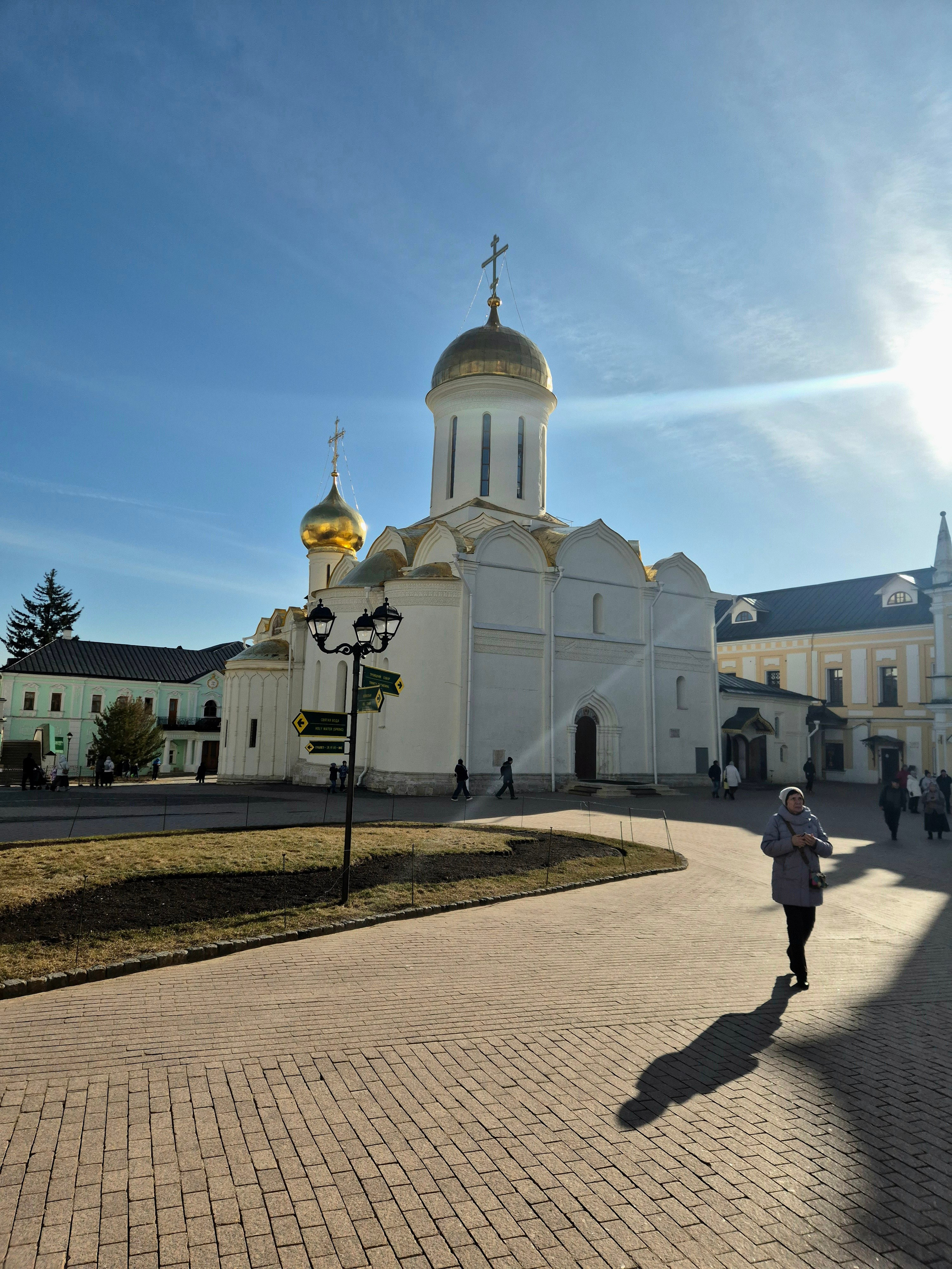 Троицкий собор — главный соборный храм и древнейшее из сохранившихся сооружений Троицкого монастыря, первое каменное здание Лавры. Он был воздвигнут преподобным Никоном в 1422-23 гг. 