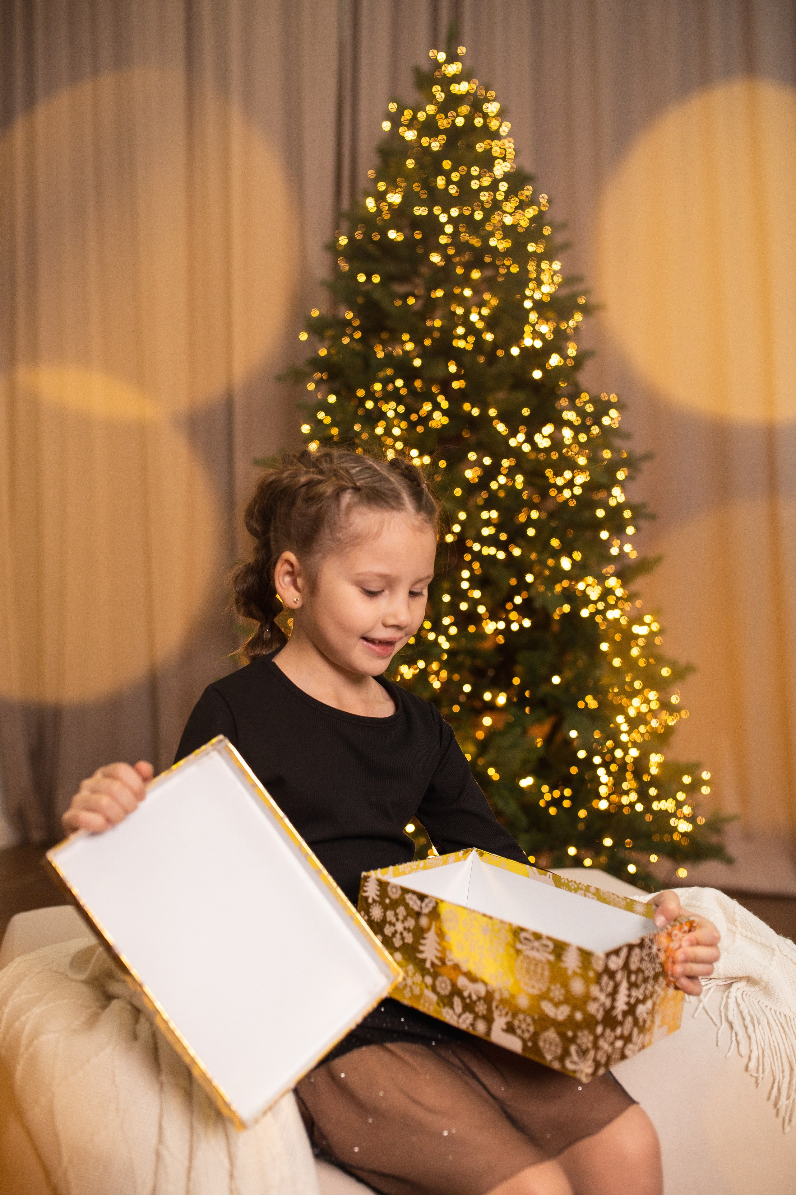 фотографтольятти #фотографтлт #семейнаяфотосессия #домашняяфотосессиятольятти #мамытольятти #тлт #тольятти #фотоистория #семейныетрадиции #новогодняяфотосессиятольятти #фотограф