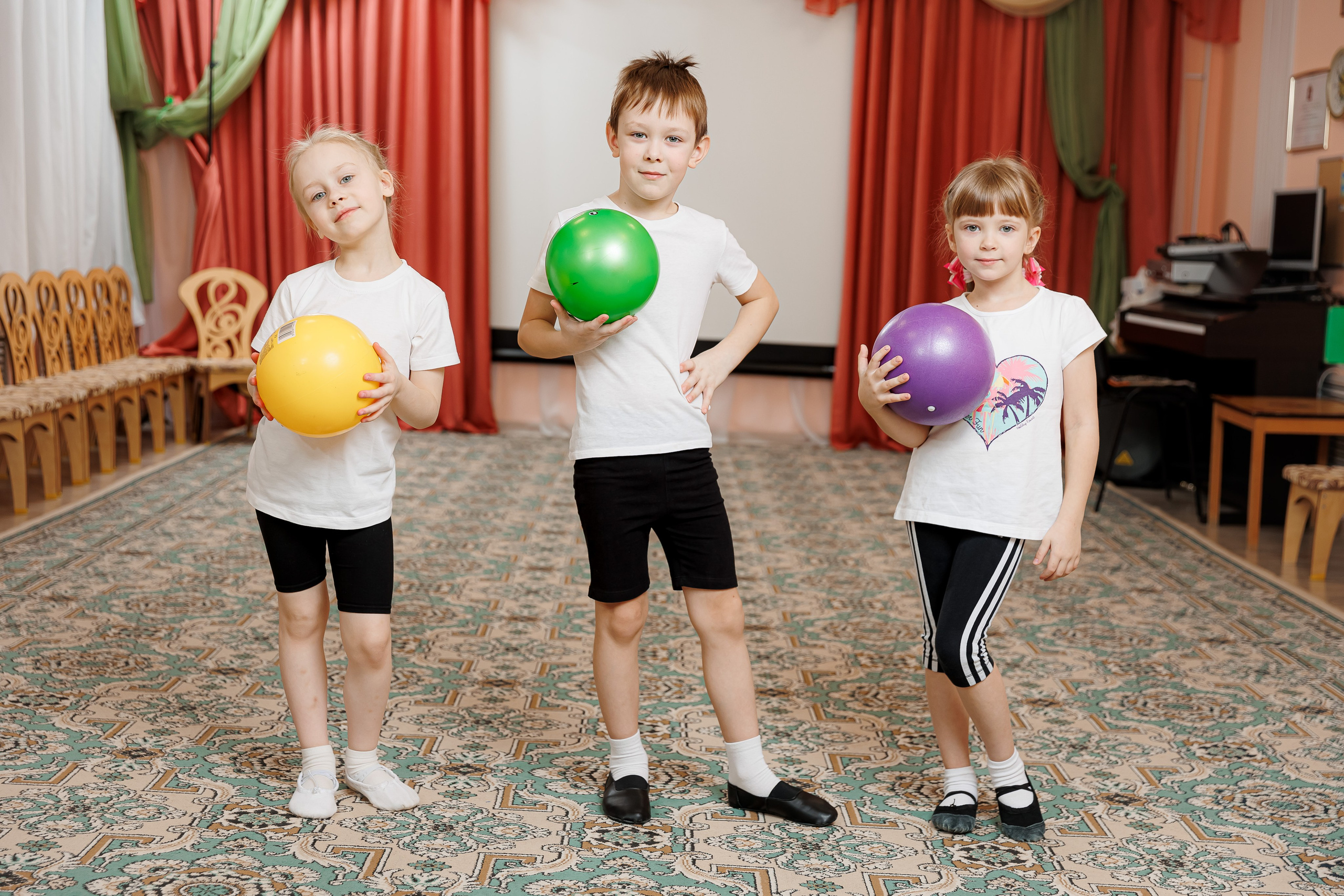 День в саду. Семейный и детский фотограф Комина Елена, Власиха, Одинцово