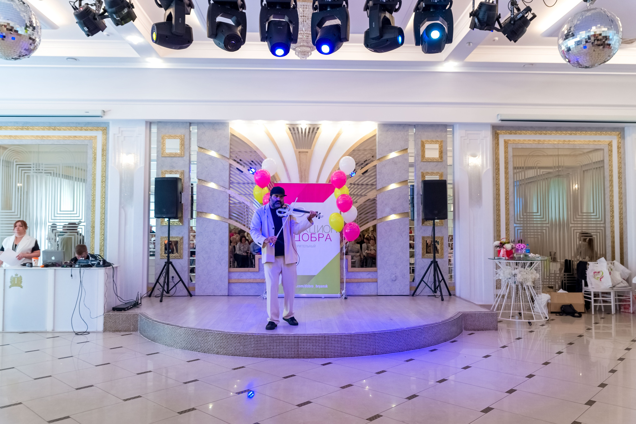 Фестиваль Ради мира от АУКЦИОН ДОБРА 🔥. Женский фотограф Крещение Венчание Москва Брянск