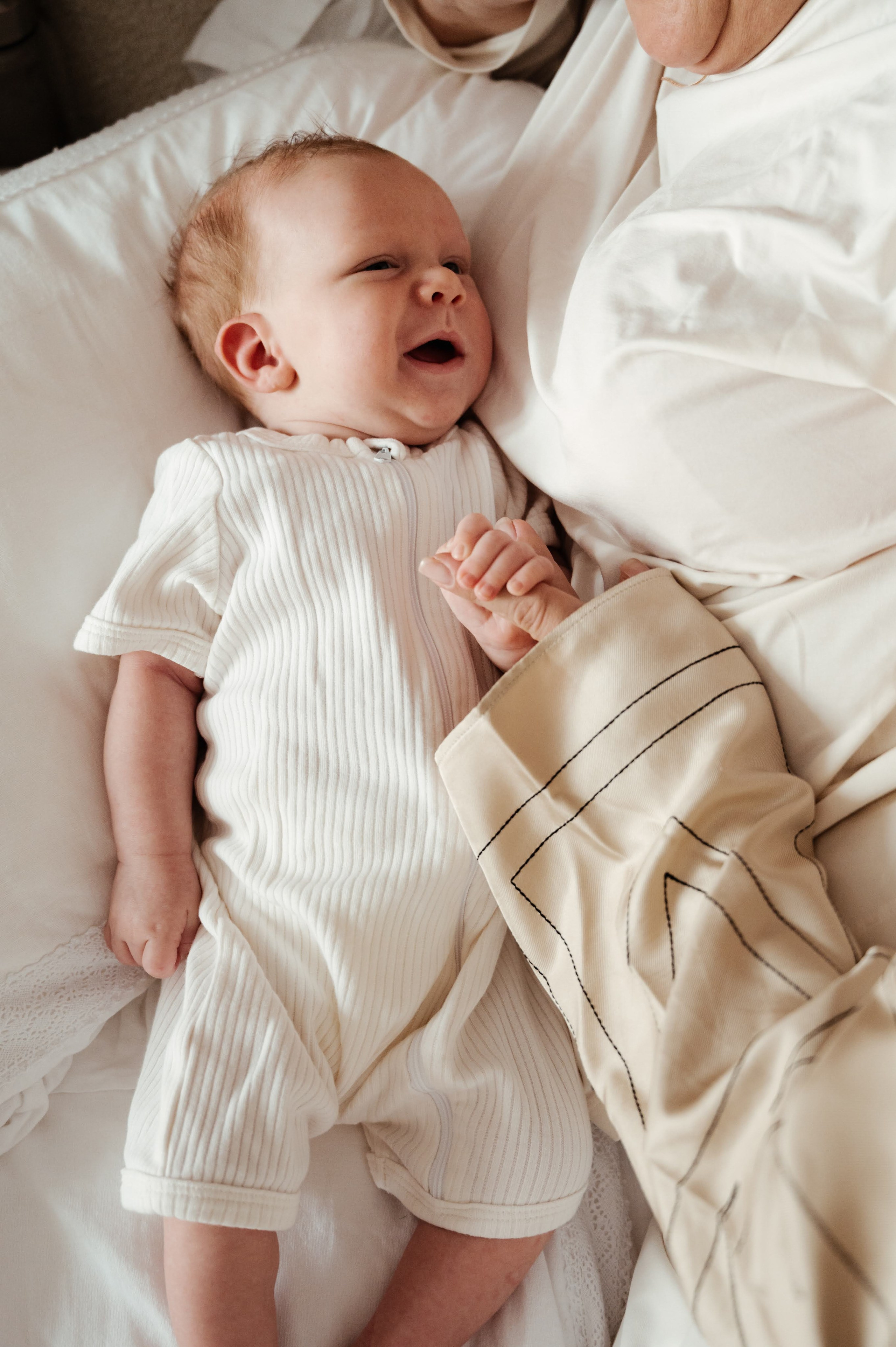 Елена. Профессиональный фотограф беременности в СПБ. Стильные фотосессии беременности в стиле минимализм и классическая фотография