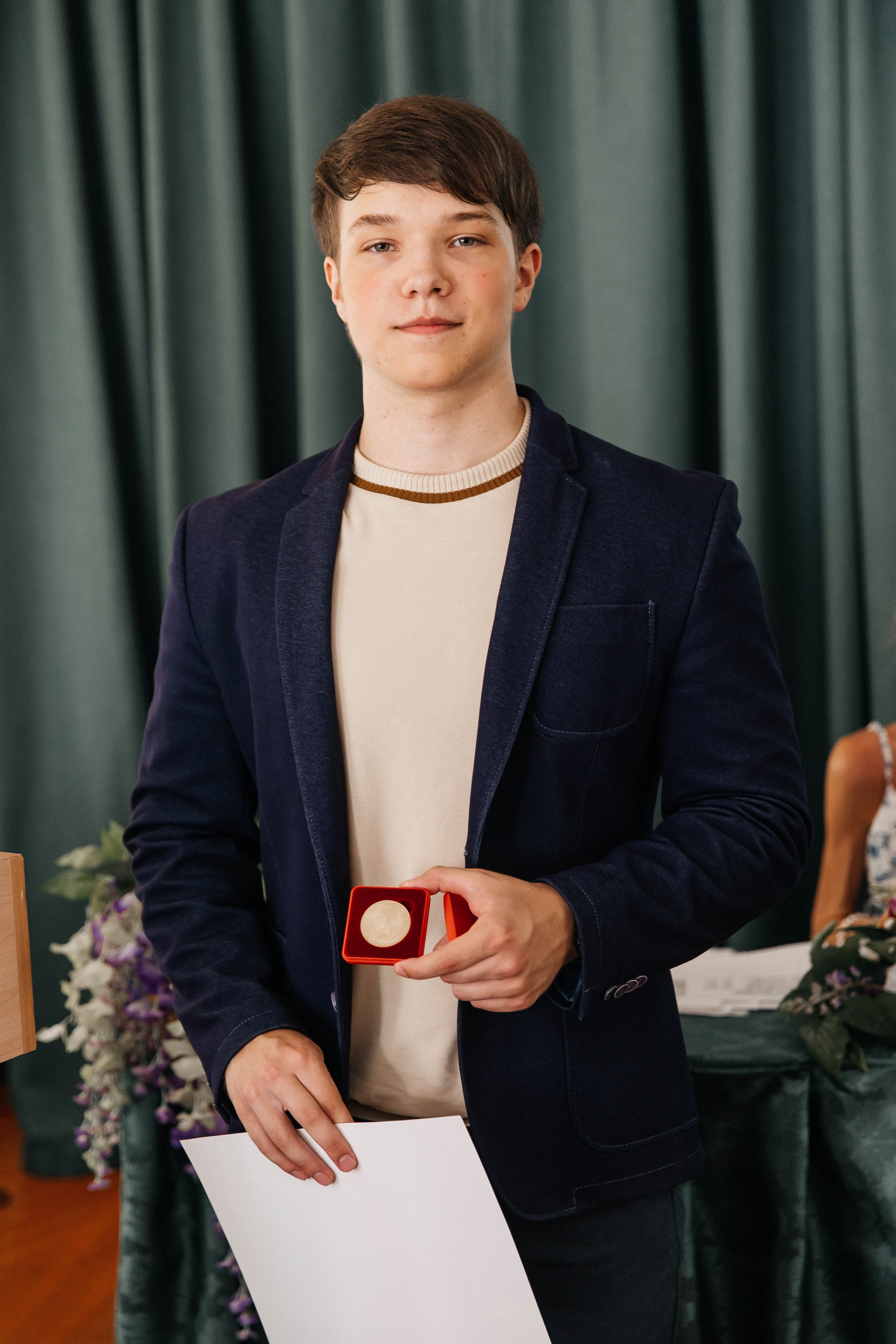 Гимназия Пеленг. _Carpe diem_