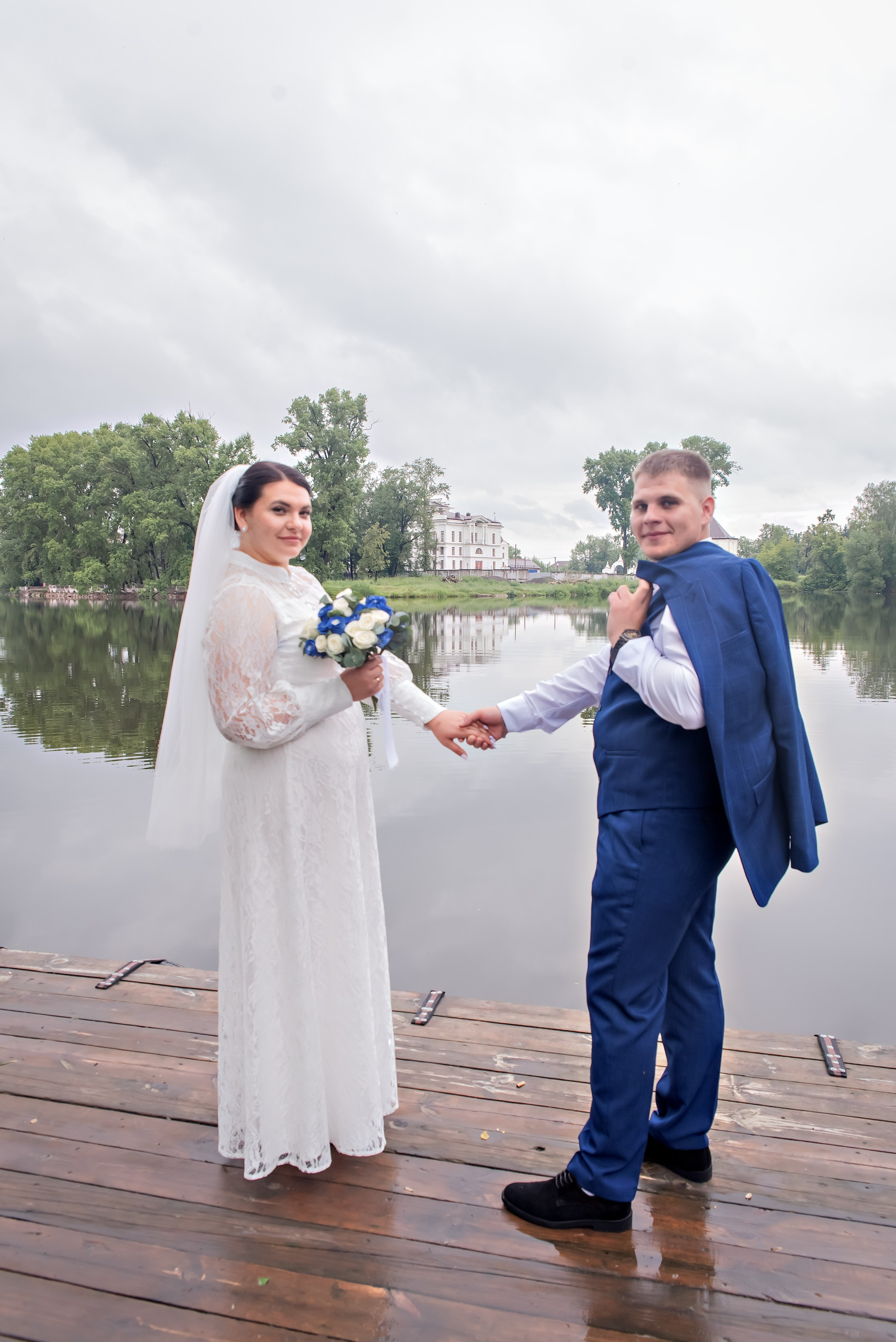 Регистрация брака, прогулка молодых (лав стори) и фото с гостями. Свадебный и семейный фотограф в Кыштыме Челябинске Марина Шигапова
