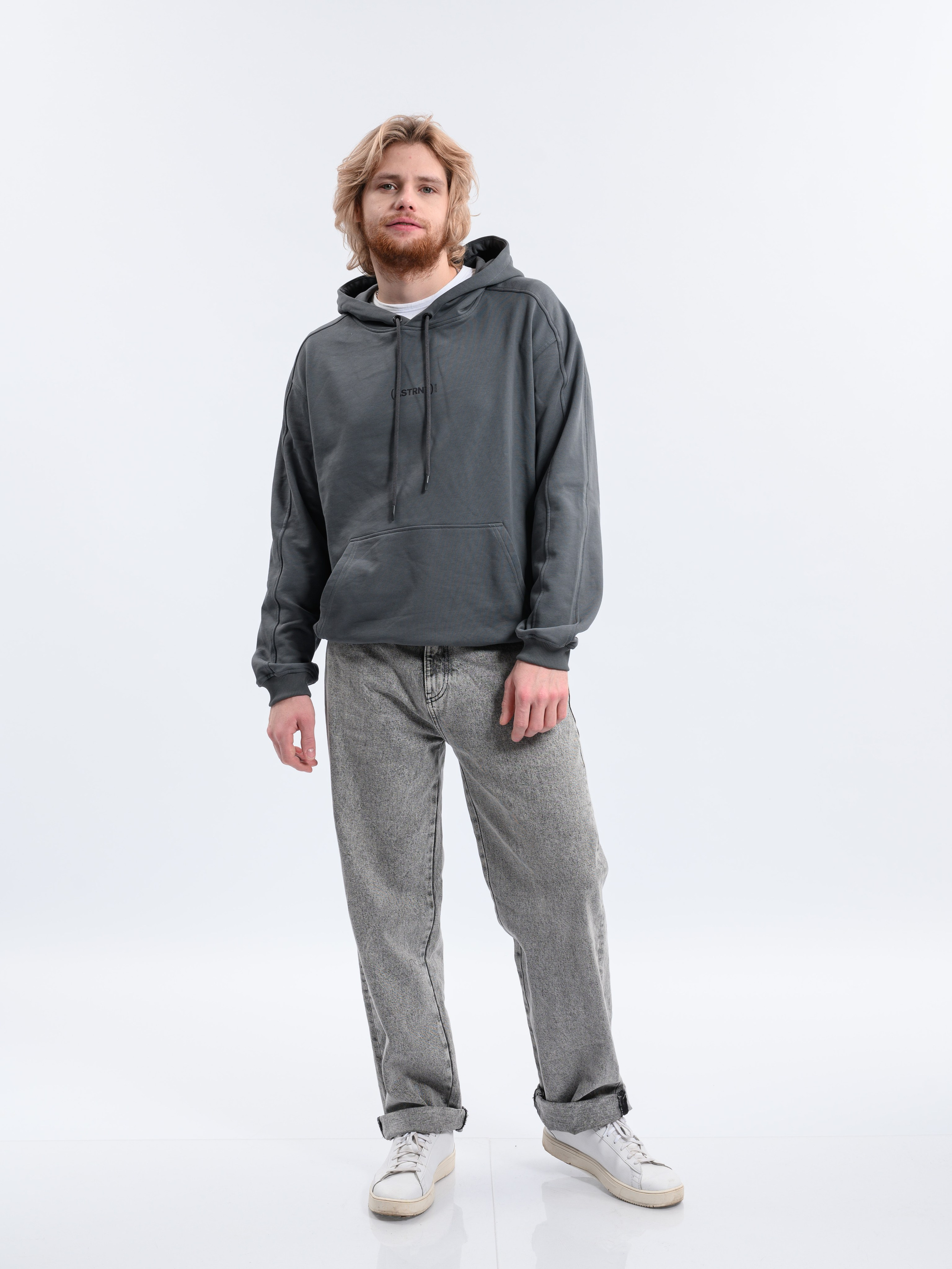 Каталог Мужчины. Студия рекламной и предметной съемки товаров WELKO Studio