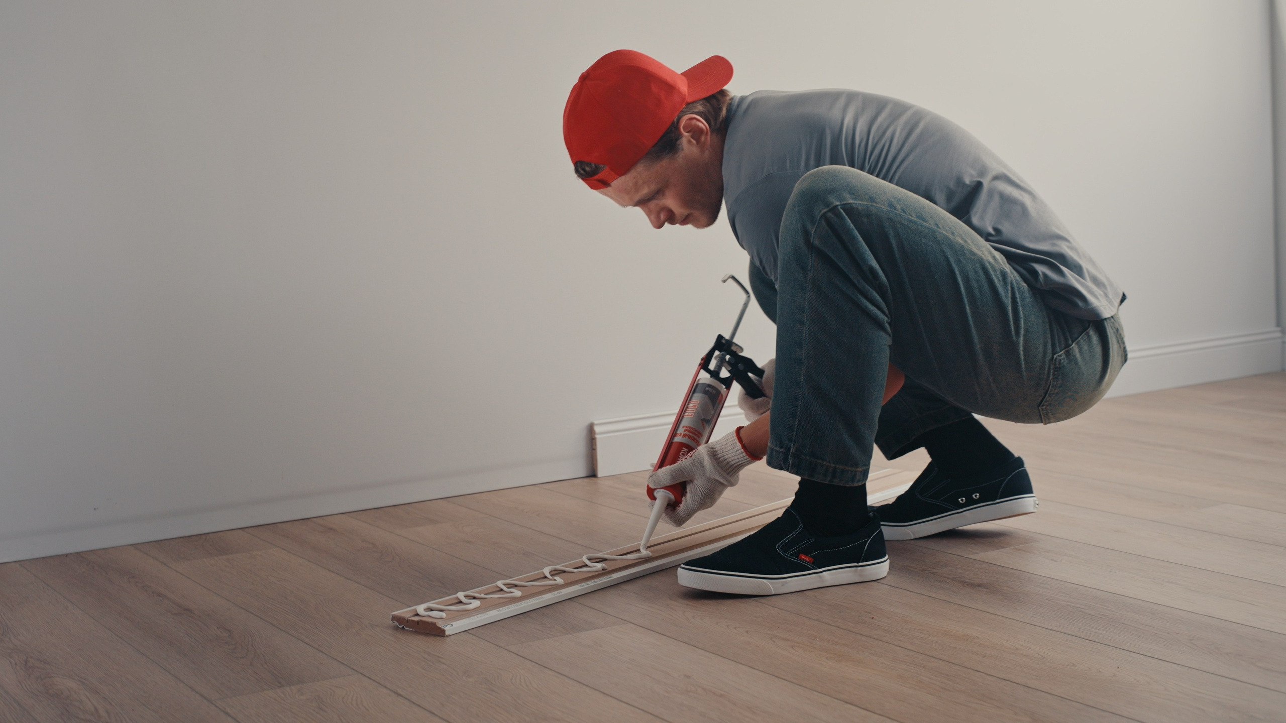 Клей «Контакт» — commercial. DANILA KOMKIN — Colorist