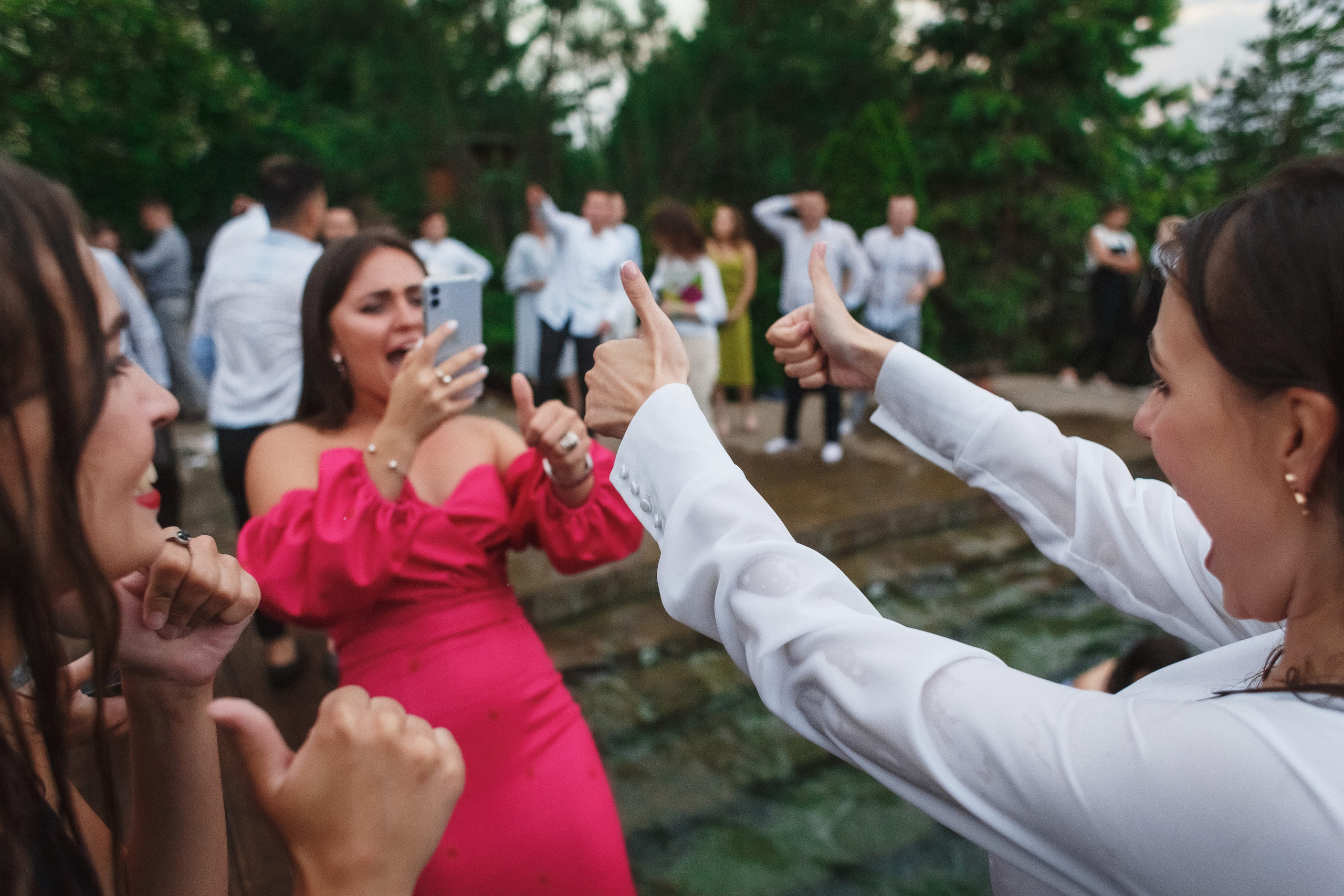 Свадебный фотограф Таганрог — фотосессия в центре города и банкет в коттедже «Виктория». Свадебный и семейный фотограф в Таганроге Бакарюк Антон