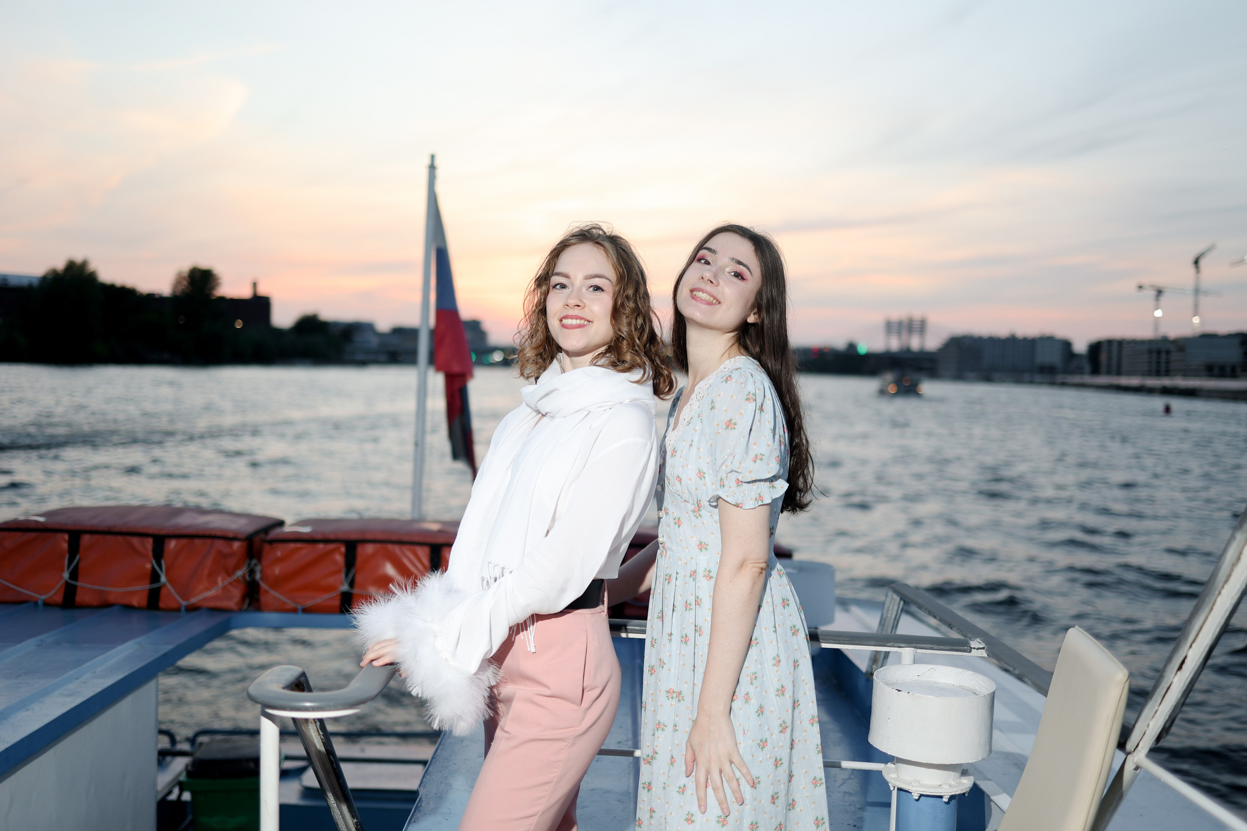 Gravity Project круизы. Репортажный и портретный фотограф в Санктпетербурге. Видиосъемка мероприятий в Санкт-Петербурге