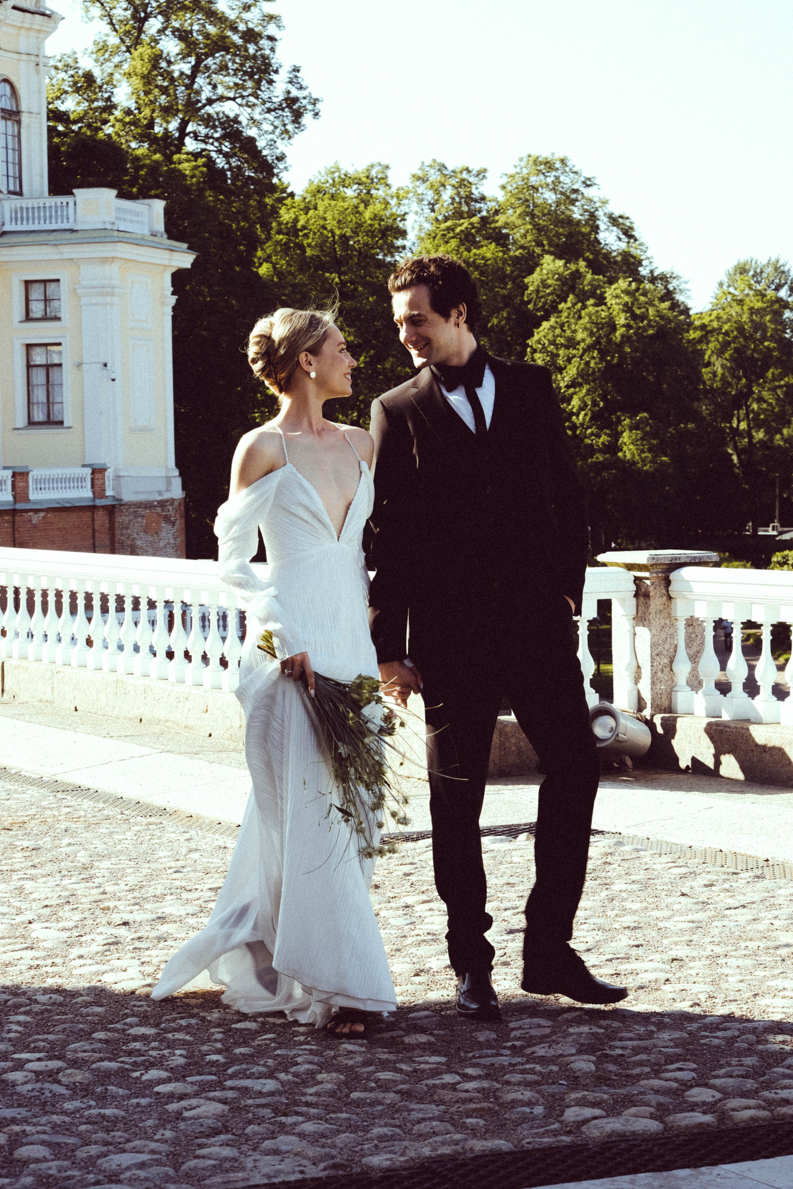 СВАДЕБНАЯ СЬЕМКА В ПАРКЕ ОРАНИЕНБАУМ. Профессиональный фотограф, Санкт-Петербург — Виктория Богомолова