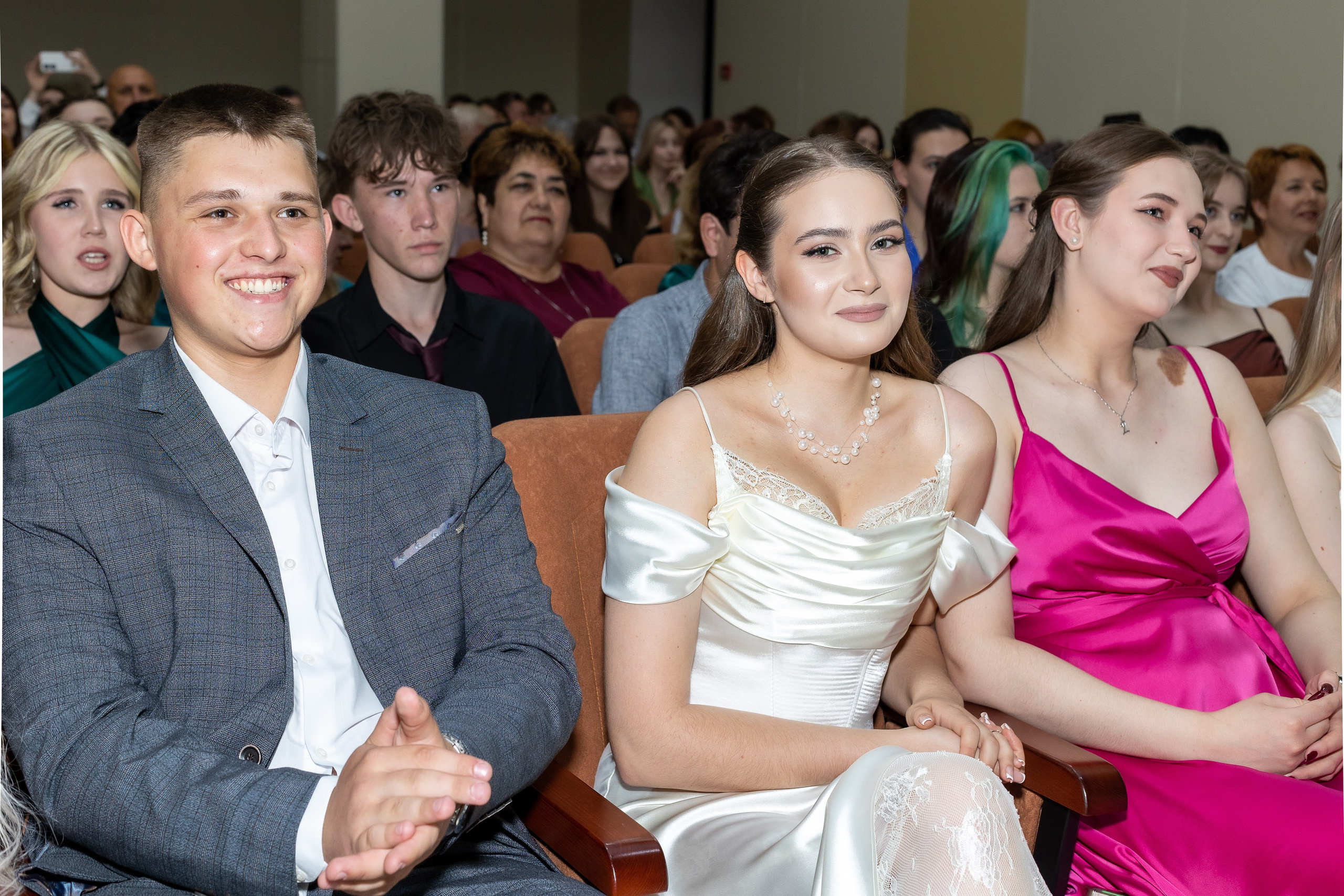 Вручение аттестата 2025. Выпускные альбомы Майкоп, Краснодар Елена Золотарева