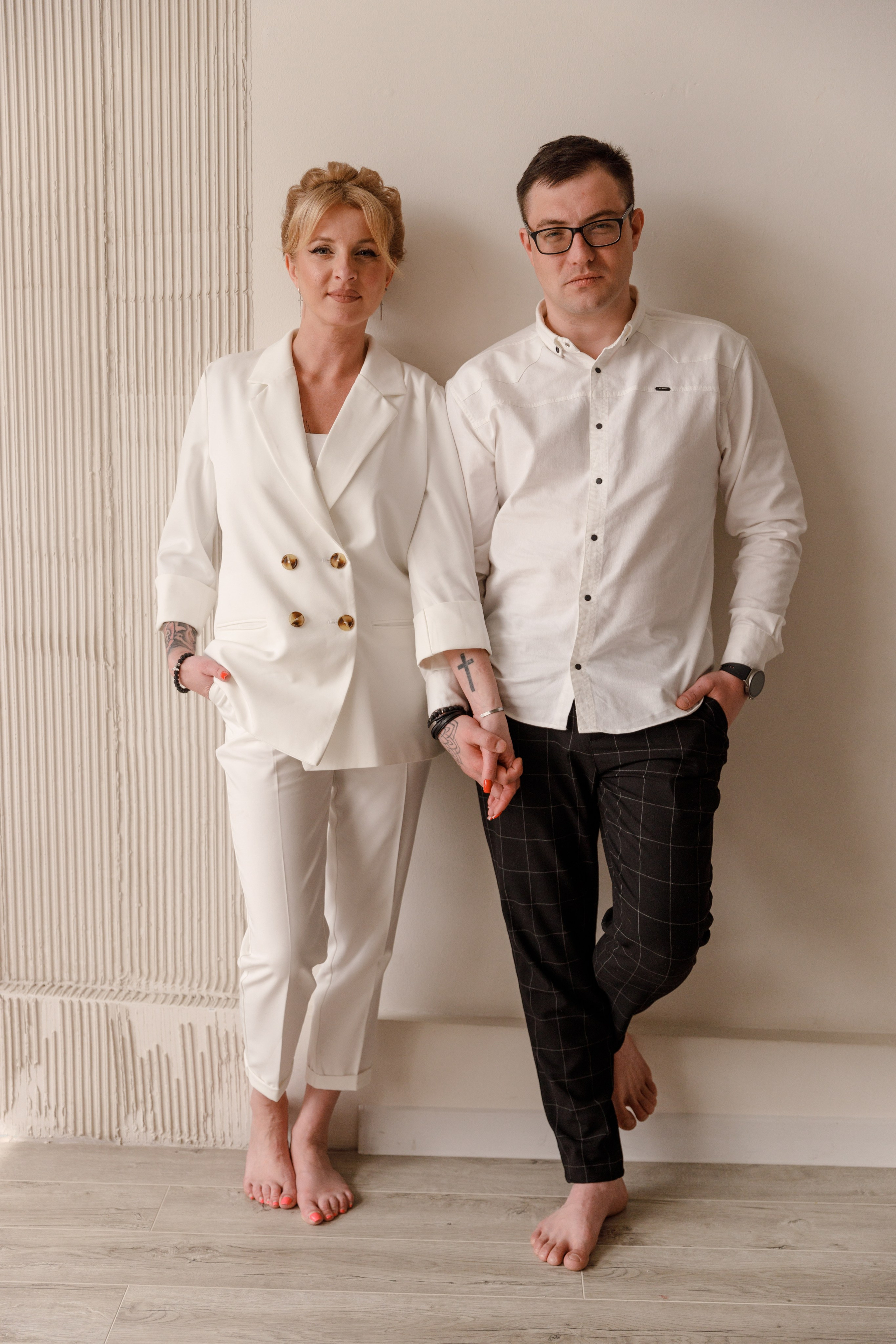 День свадьбы и 2 бульдожика. Авето фото. Выпускные альбомы Камчатка