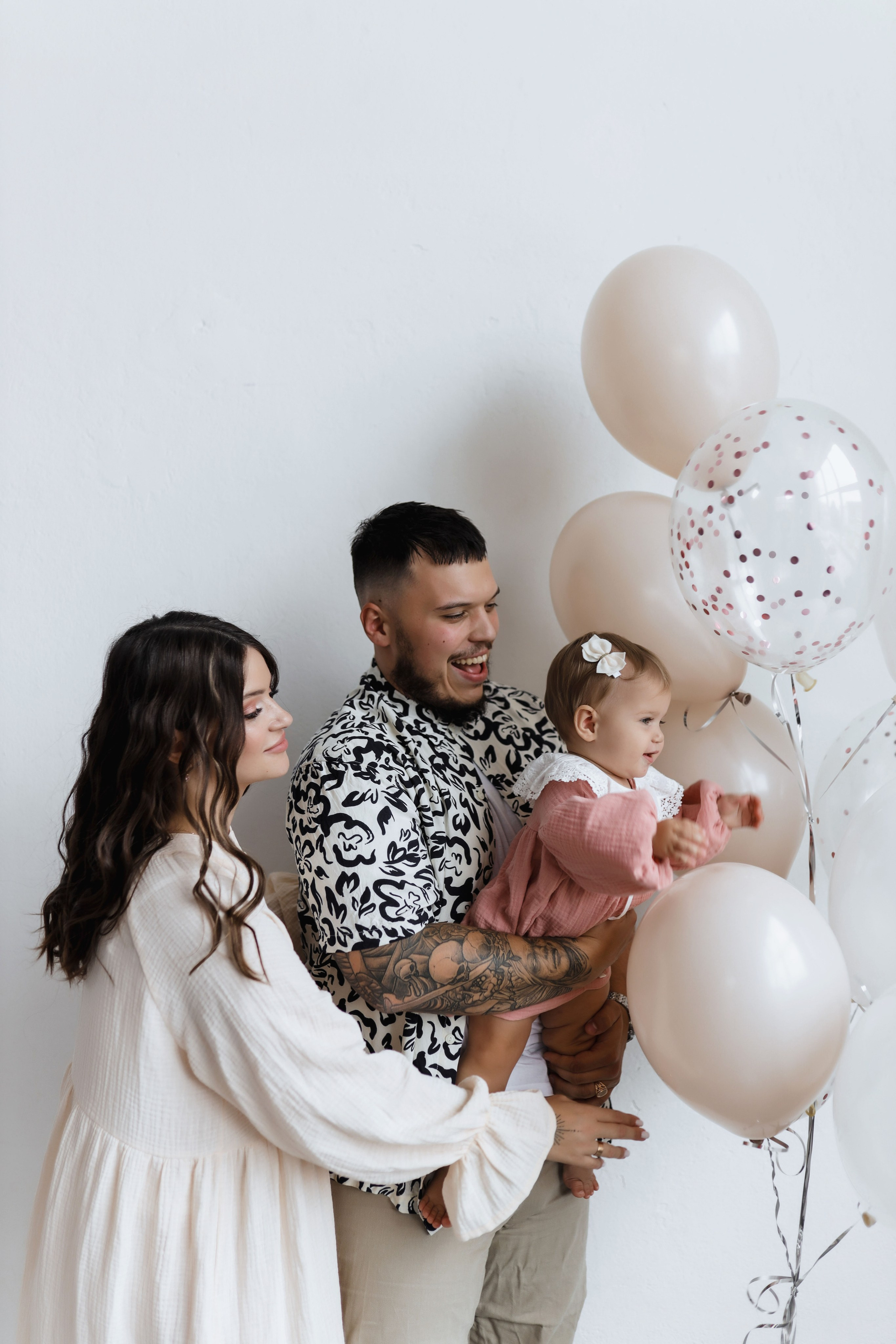 Егор, Юля и малышка Мира