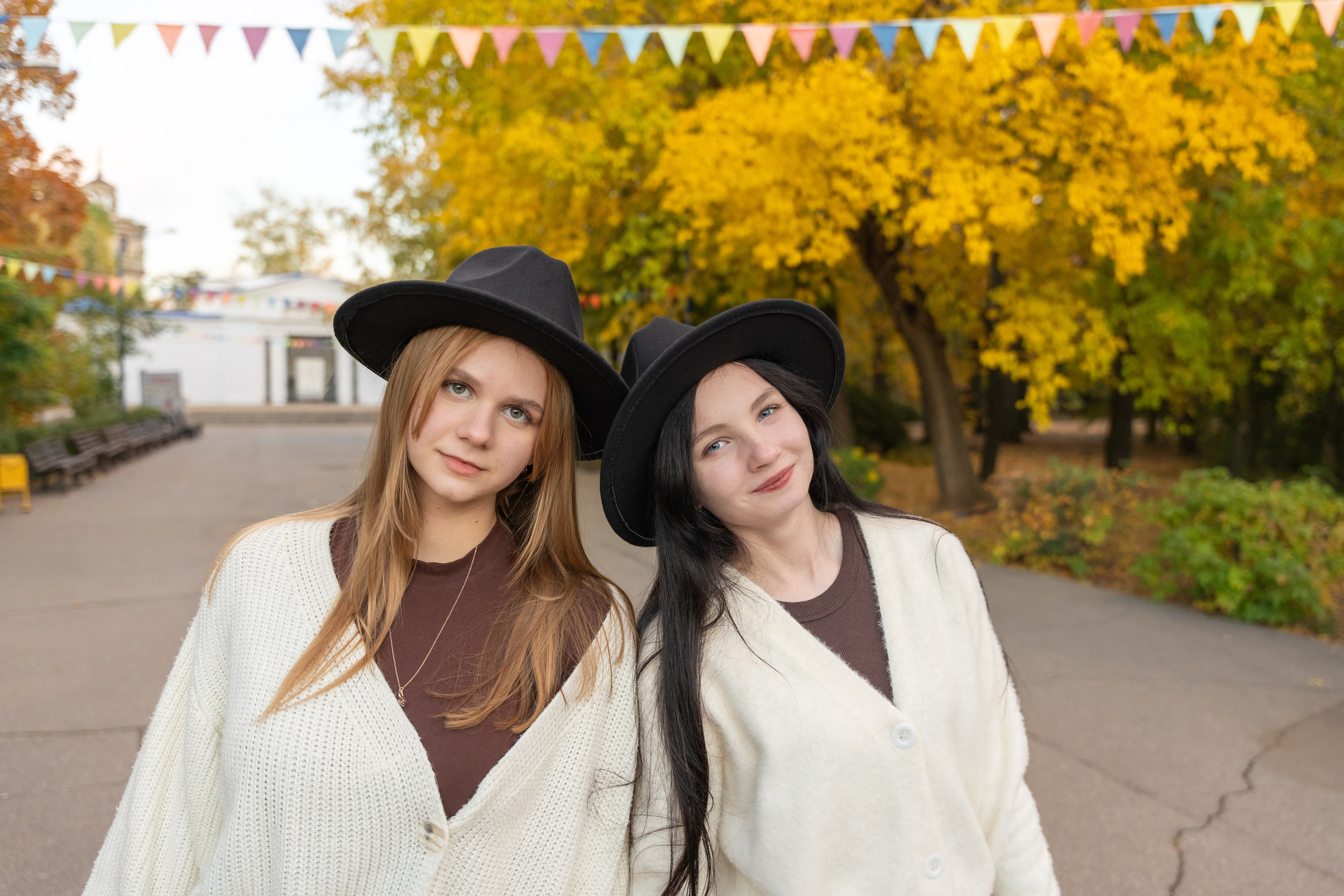 Золотая дружба в осенних красках. Фотограф |Ленинск, Волжский, Волгоград| Наталья Савилова