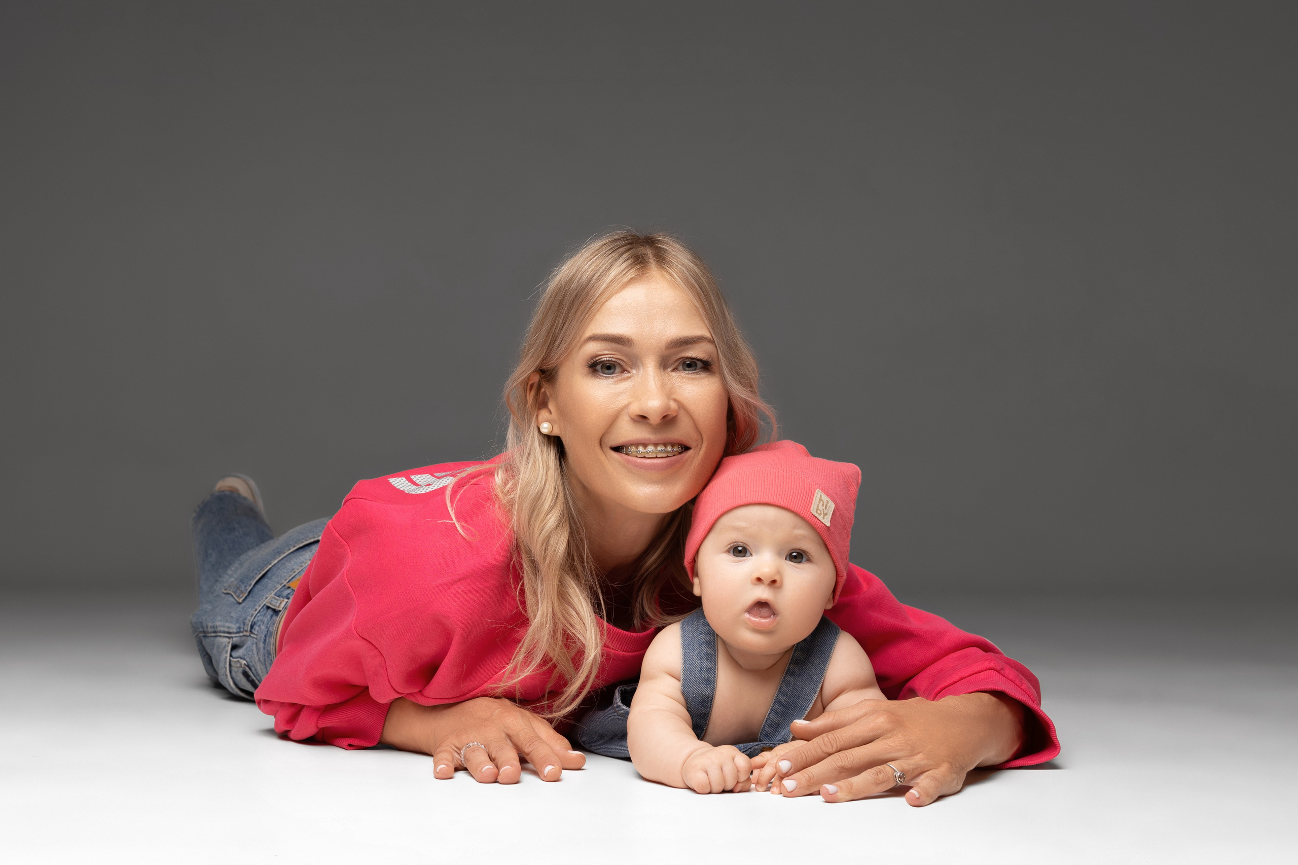 Мама и малыш. Фотограф новорожденных Модяева Ирина