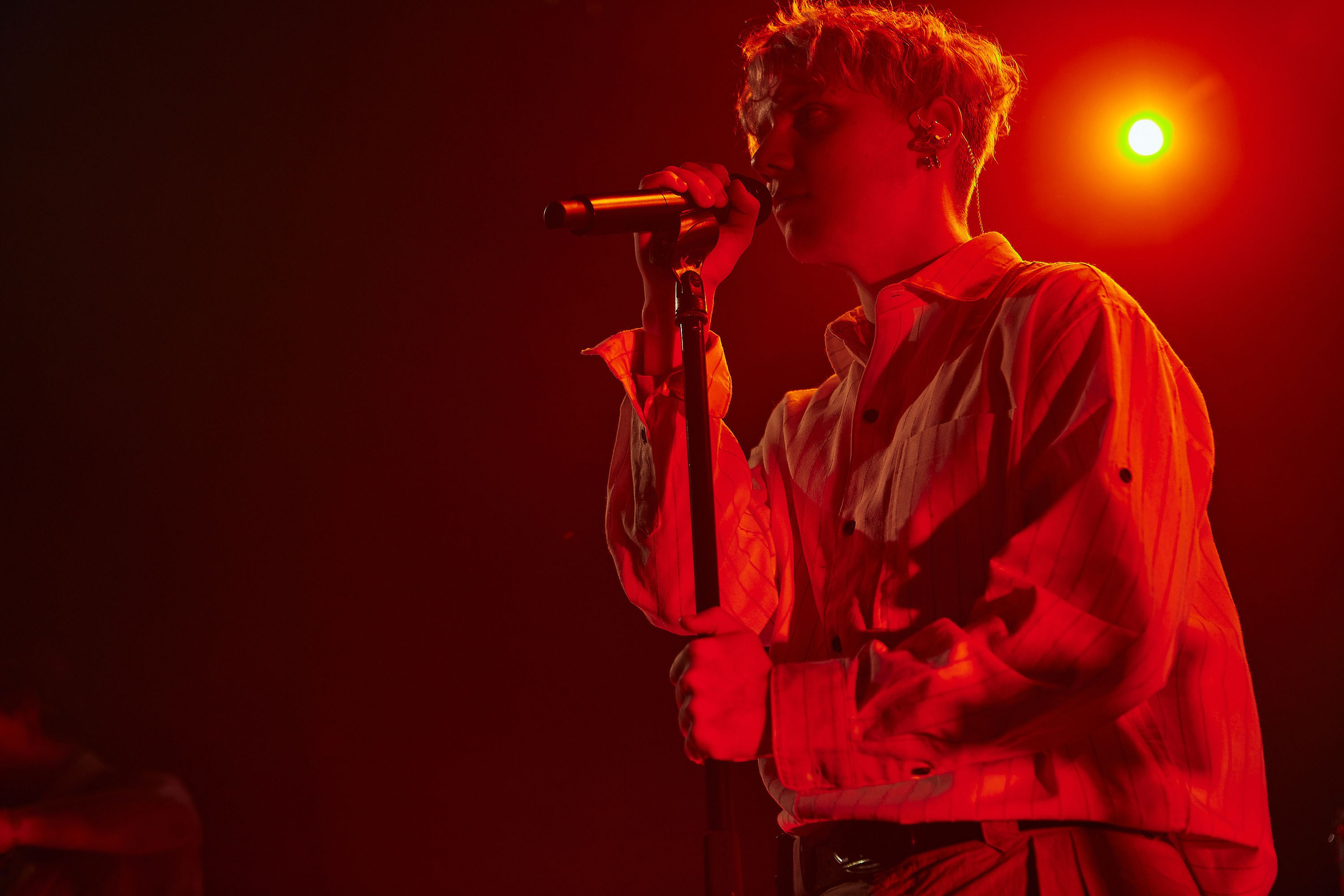 Ваня Дмитриенко «НА ОДНОЙ ОРБИТЕ ТУР». Андрей Цветков — репортажный, свадебный и портретный фотограф в Санкт-Петербурге