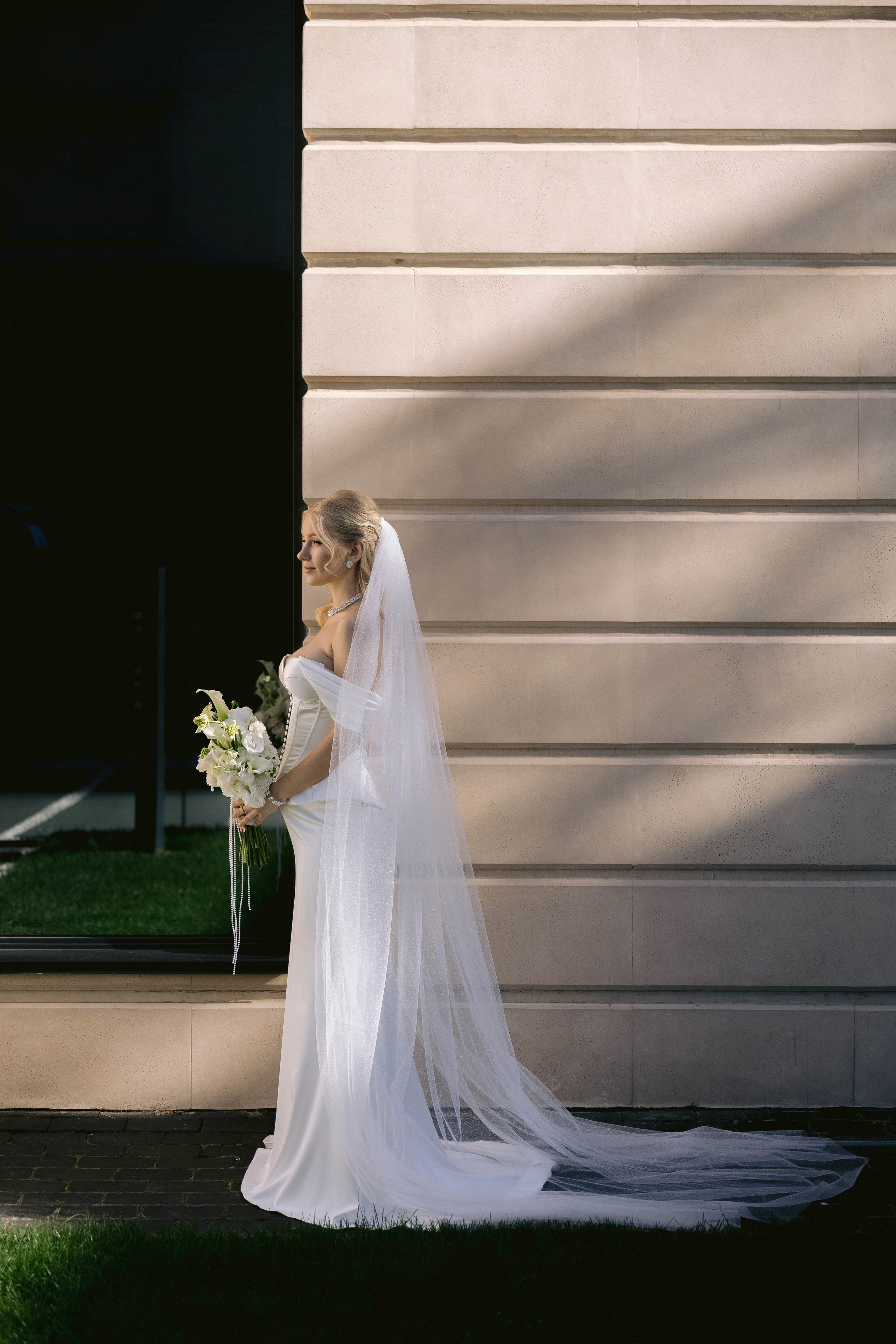 Ангелина, Ефим (прогулка после ЗАГСа). Фотограф в Волгограде Кристина Прохоренко