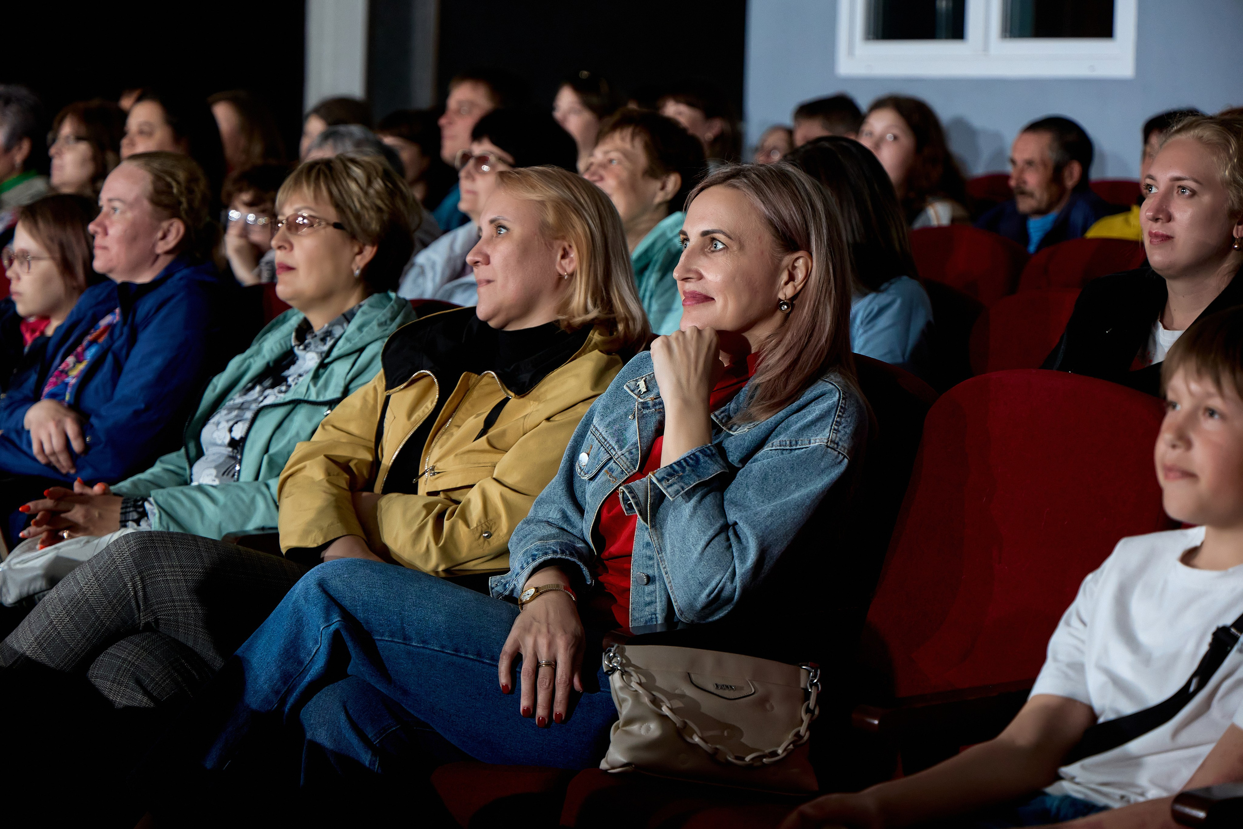 Кинопоказ, дима красилов, киностудия горького. Свадебный репортажный и фуд фотограф в Барнауле Гайфулин Виталий