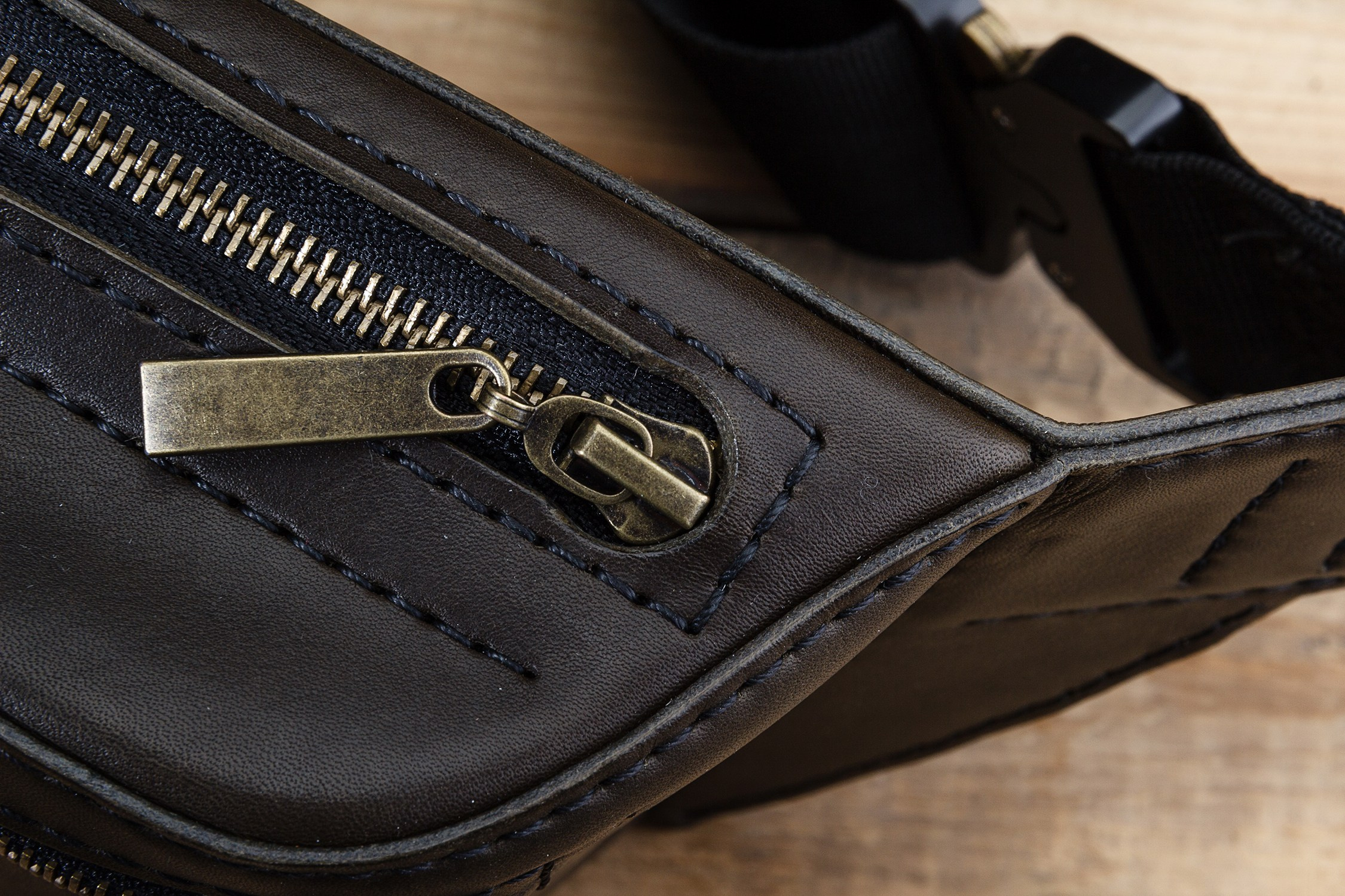 Фотосъемка кожгалантереи для социальных сетей. Профессиональный фотограф в Санкт-Петербурге. Сергей Пушкин