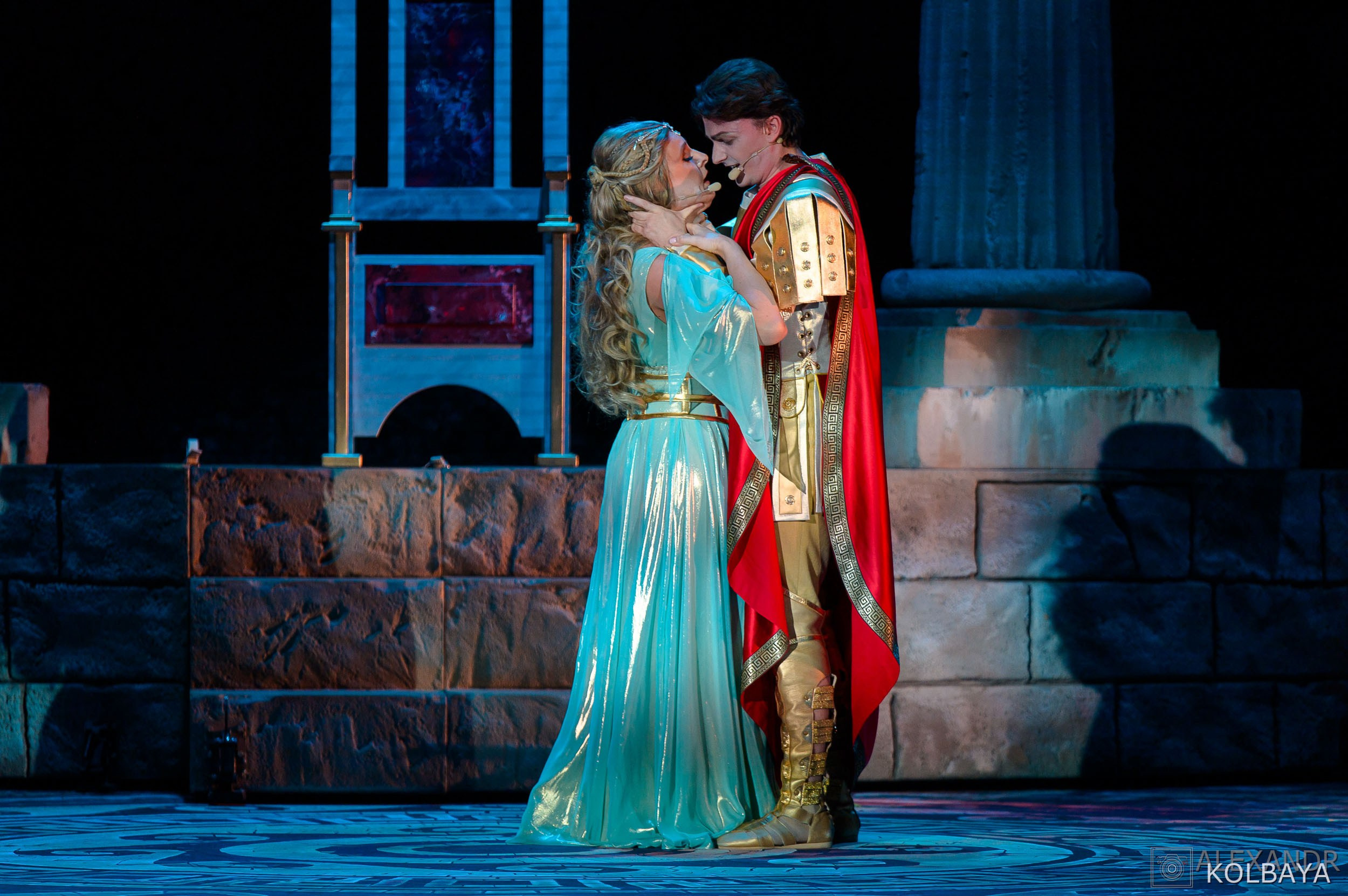 Фоторепортаж со спектакля Гладиатор в Театре Терезы Дуровой. Концертный и театральный репортажный фотограф в Москве Александр Колбая