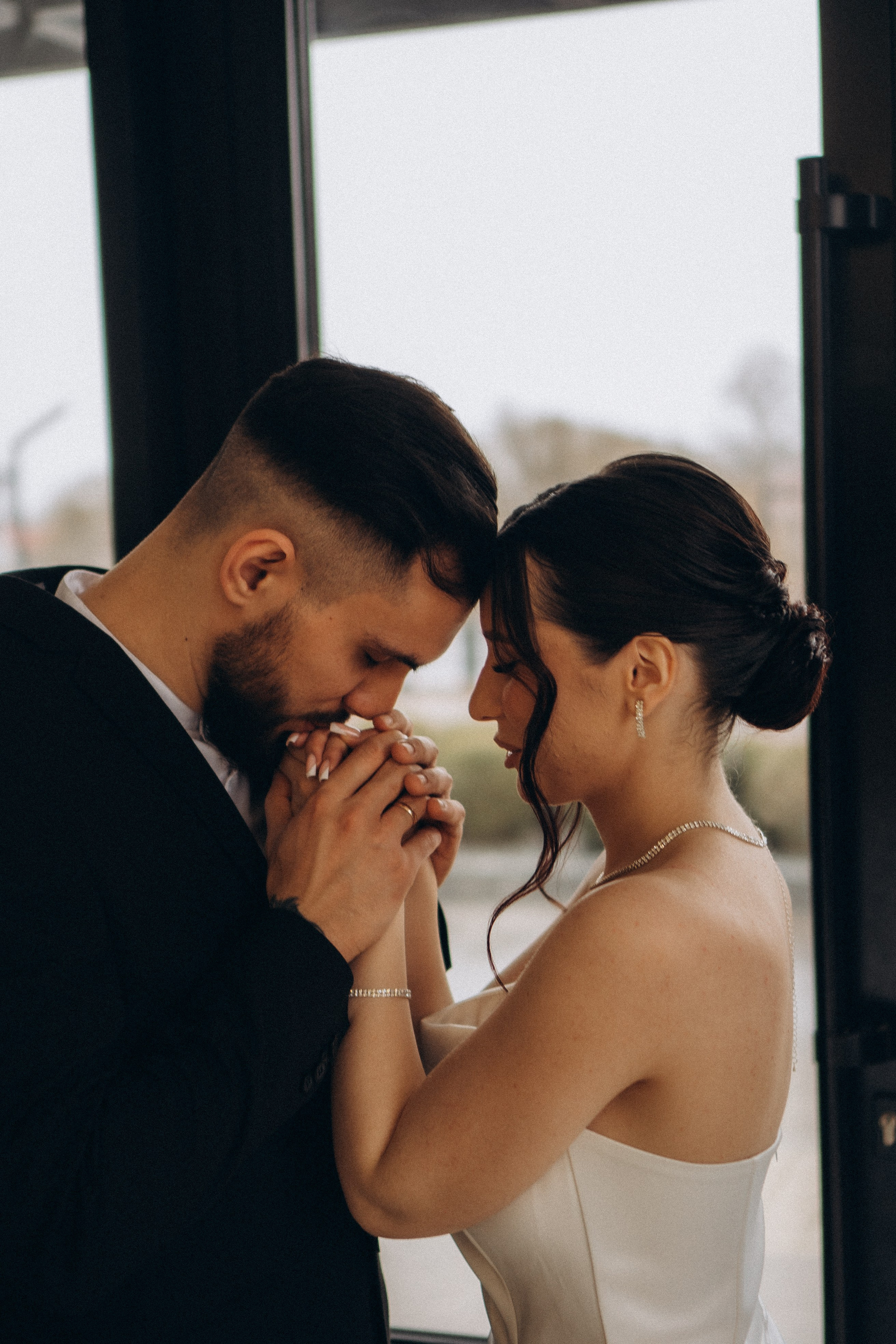 СВАДЕБНАЯ СЬЕМКА СБОРОВ ЖЕНИХА И НЕВЕСТЫ В ОТЕЛЕ И ТАКЖЕ ФОТОСЕССИИЯ В ОТЕЛЕЕ МЕГАПОЛИС БРЯНСК. Профессиональный фотограф, Санкт-Петербург — Виктория Богомолова