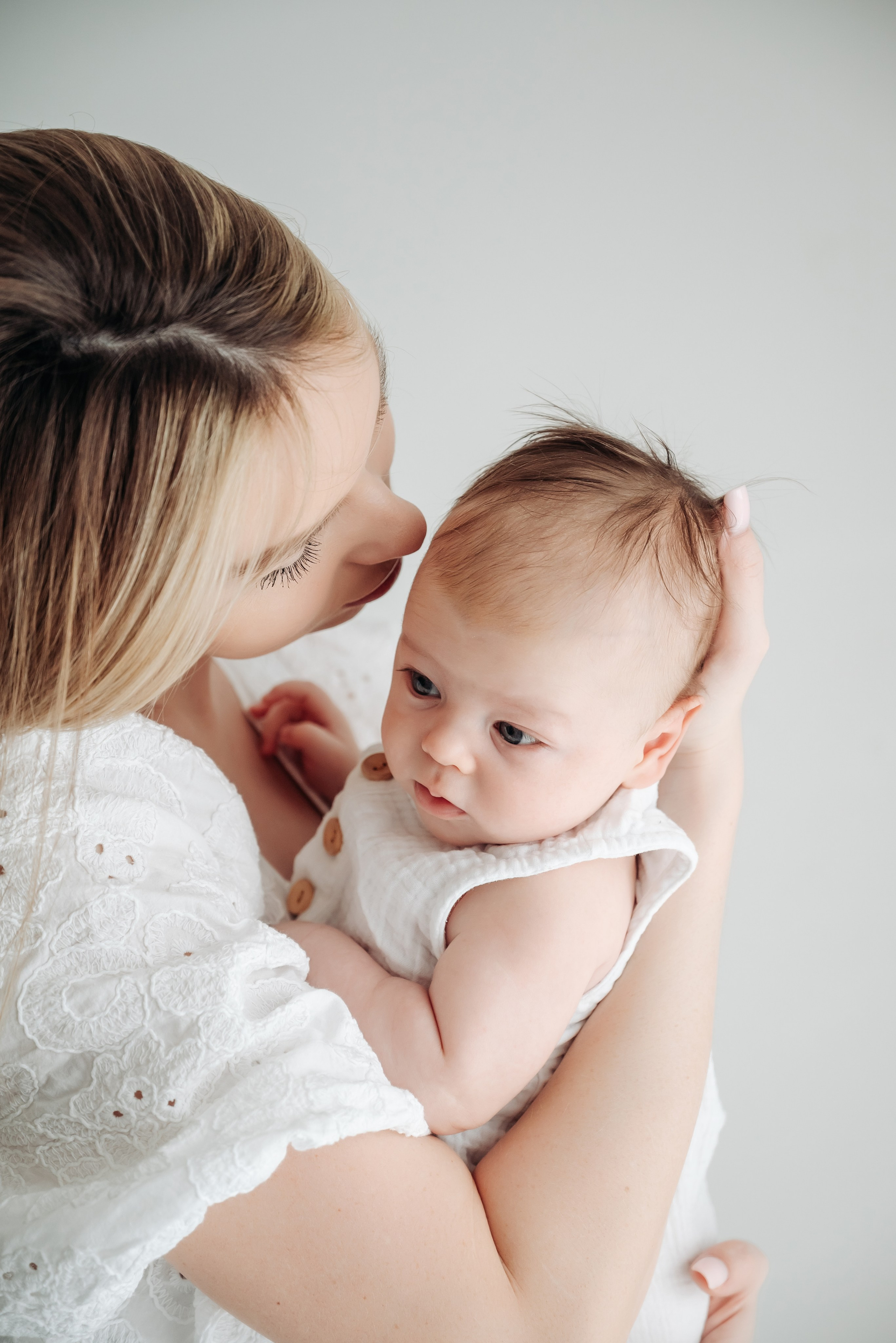 Newborn. Фотограф Татьяна Ульянова. Съёмка выписки из роддома, Таинства Крещения