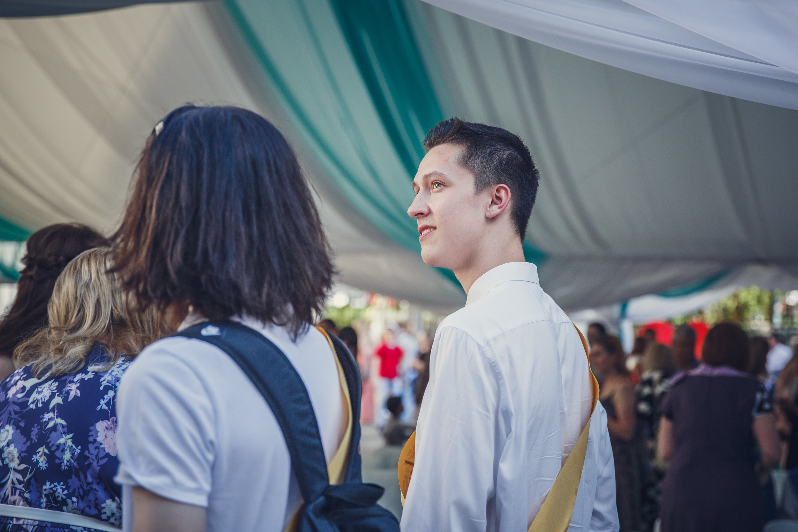 Выпускной 11 класс. Перед торжественной частью мероприятия. Семейный, женский фотограф Москве Лиза Лутцева