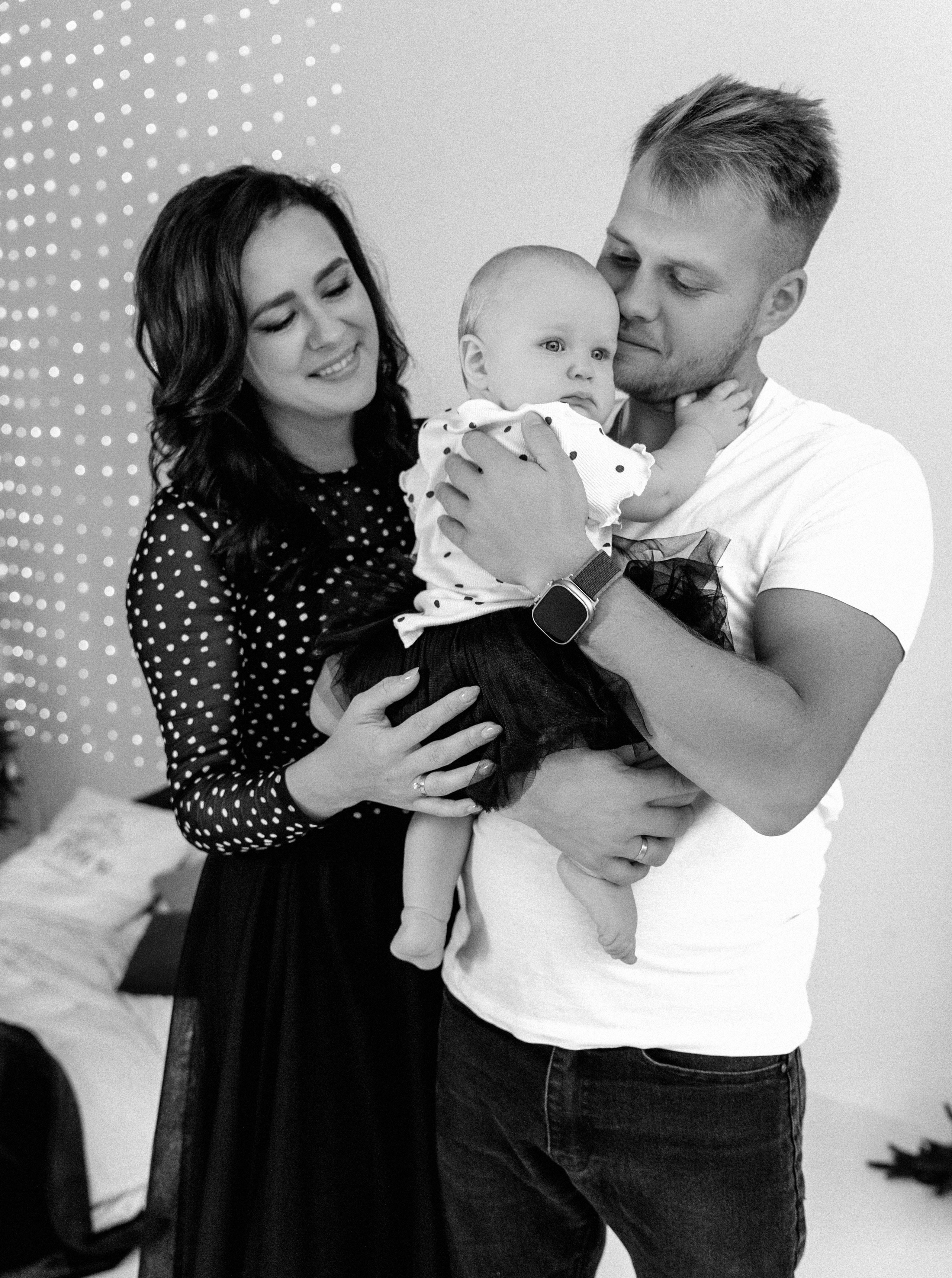 Новогоднее волшебство большой дружной семьи. Ваш семейный фотограф в Минске — Вика Трегубова