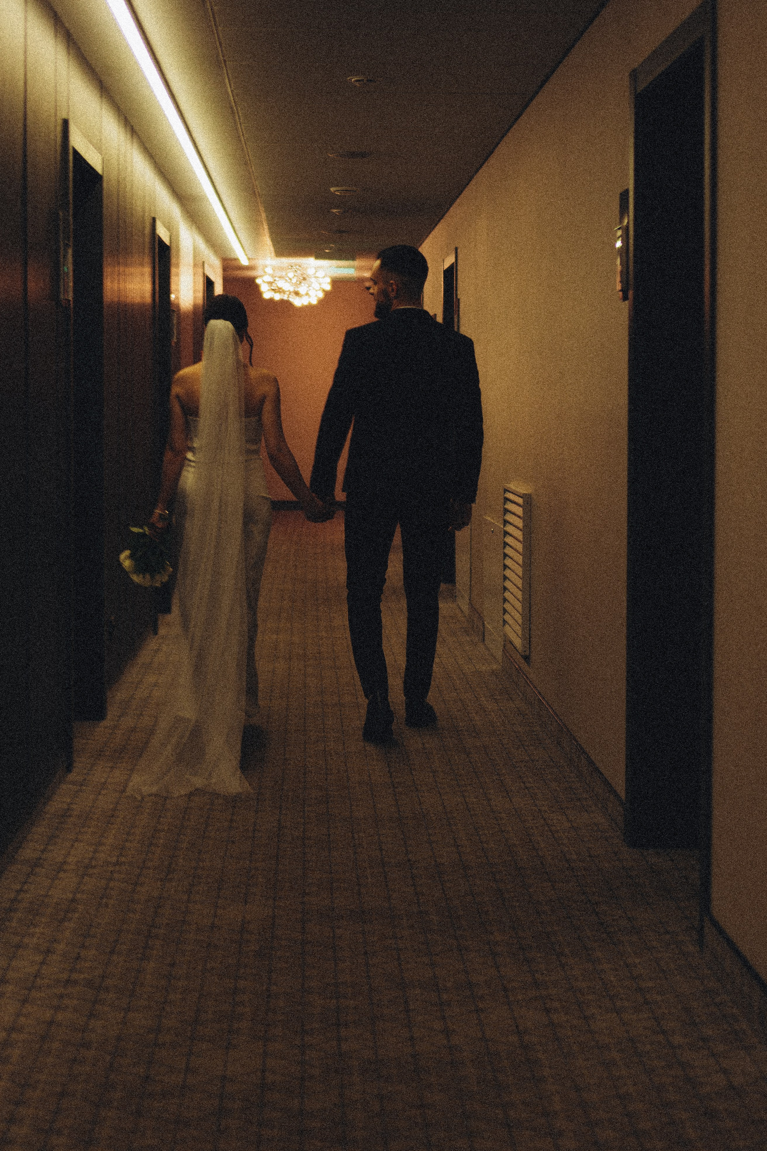 СВАДЕБНАЯ СЬЕМКА СБОРОВ ЖЕНИХА И НЕВЕСТЫ В ОТЕЛЕ И ТАКЖЕ ФОТОСЕССИИЯ В ОТЕЛЕЕ МЕГАПОЛИС БРЯНСК. Профессиональный фотограф, Санкт-Петербург — Виктория Богомолова