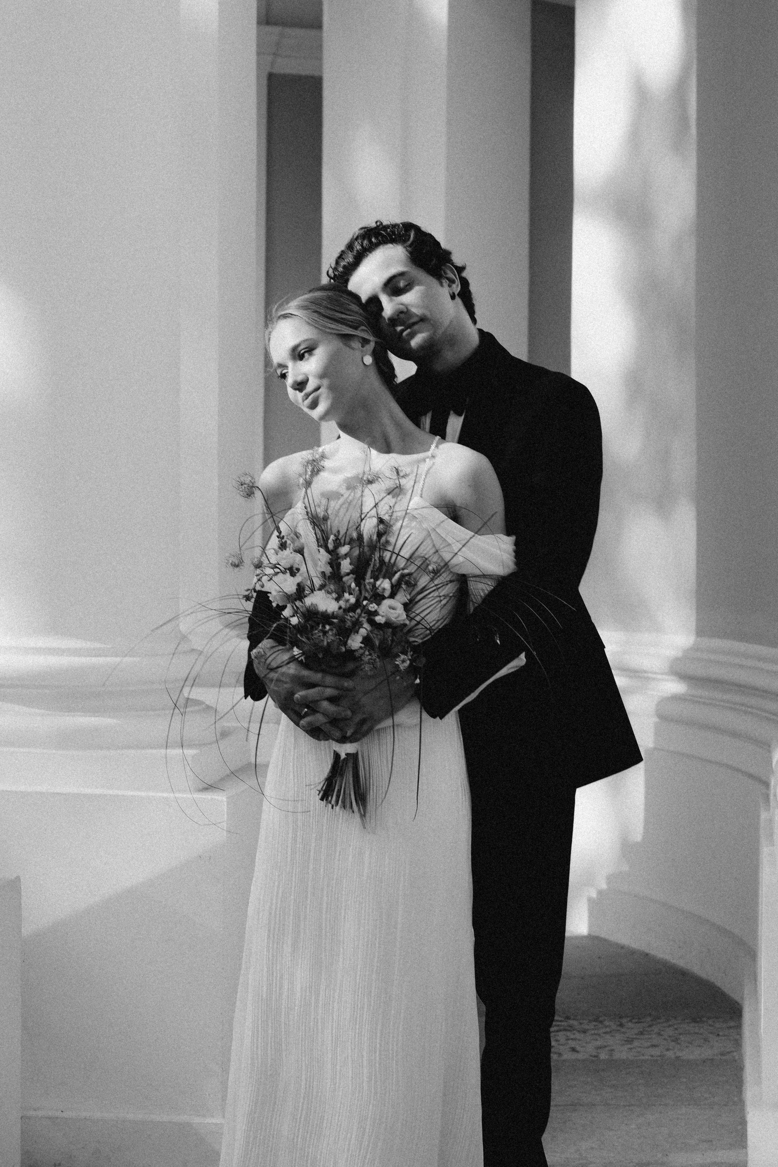 СВАДЕБНАЯ СЬЕМКА В ПАРКЕ ОРАНИЕНБАУМ. Профессиональный фотограф, Санкт-Петербург — Виктория Богомолова