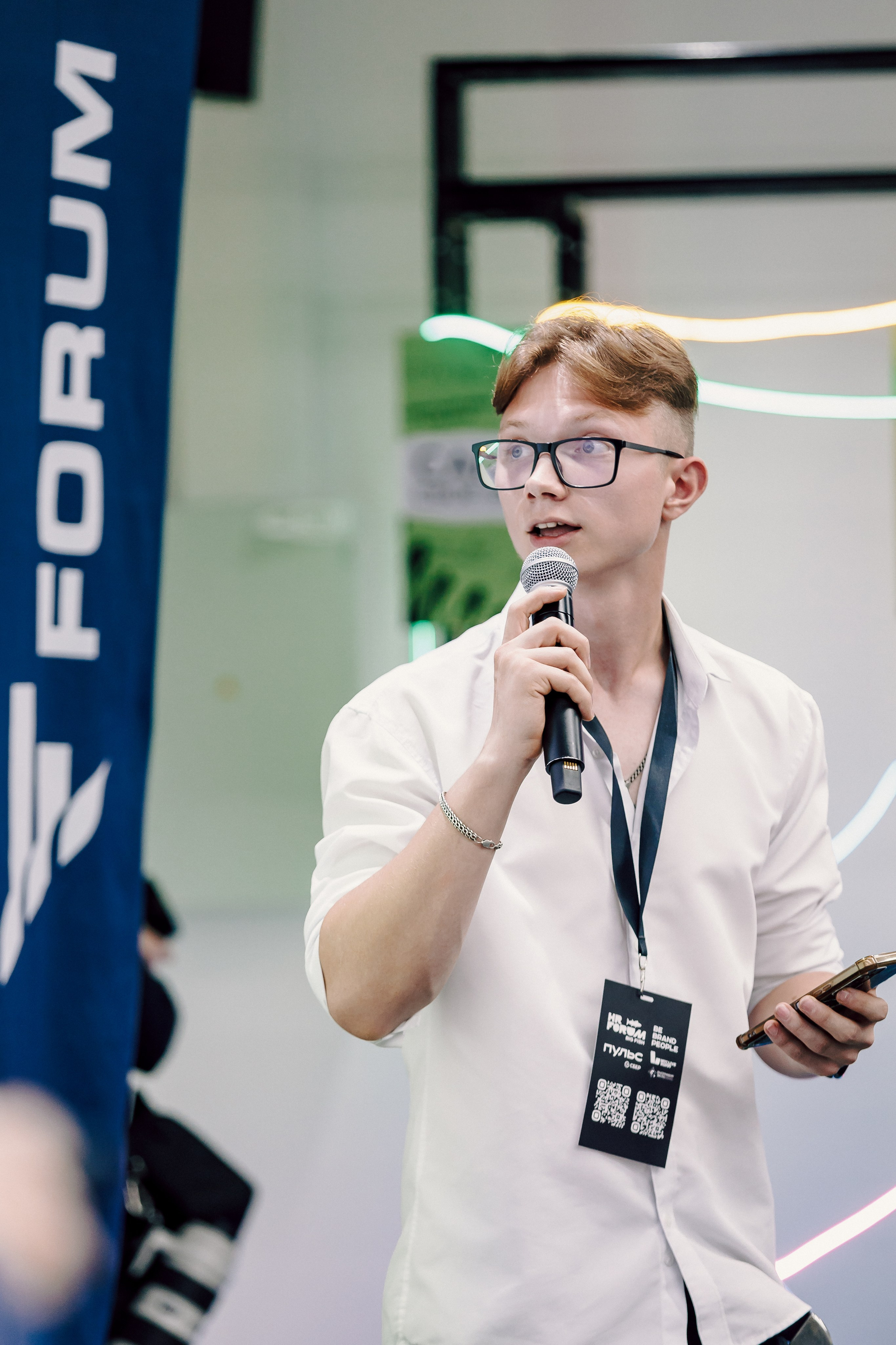 MarHR — Хакатон. Лёшка Варзегов — фотограф