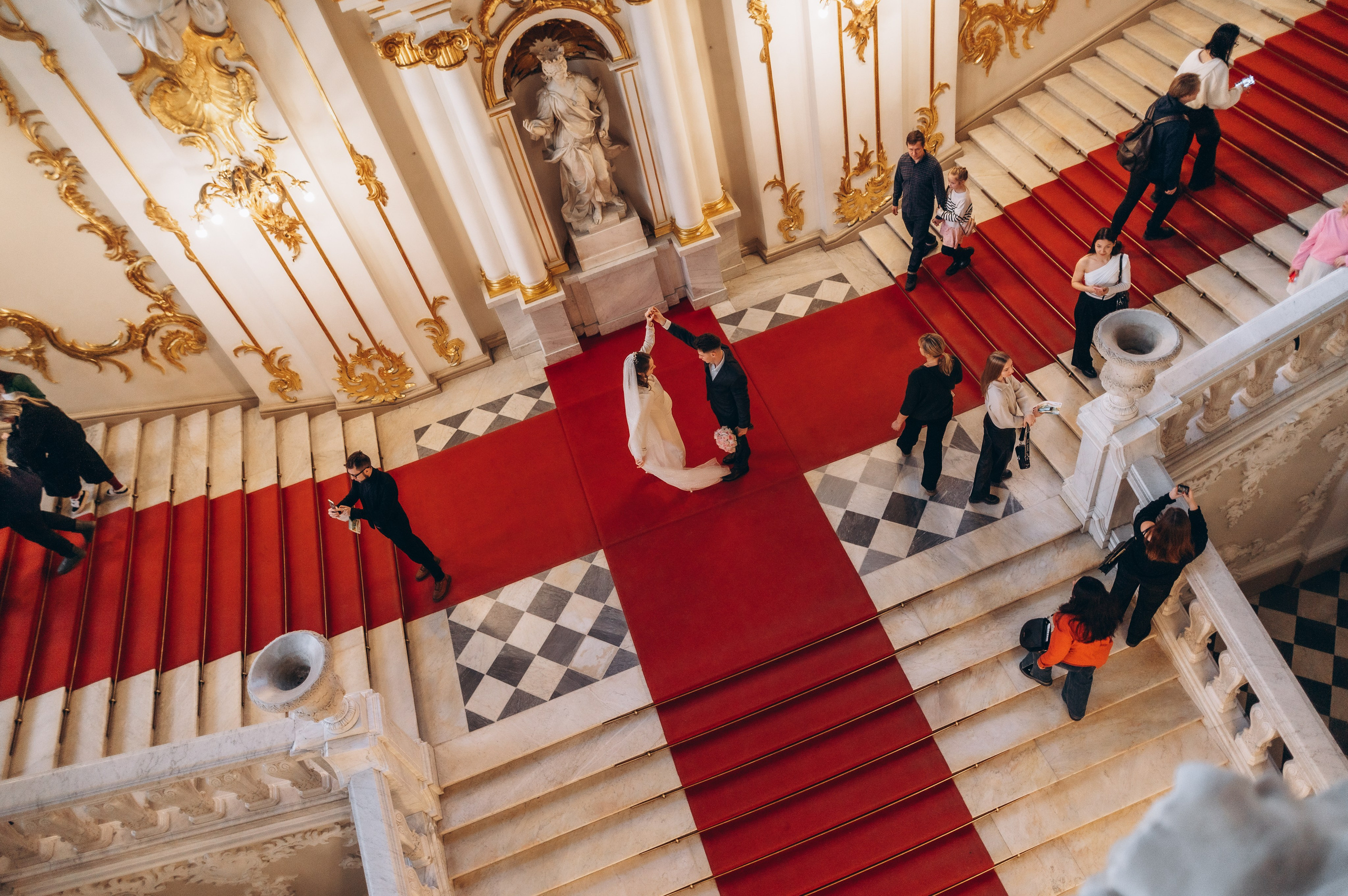 Свадебная (Эрмитаж). Фотограф ПИТЕР СПБ Надежда Баранова