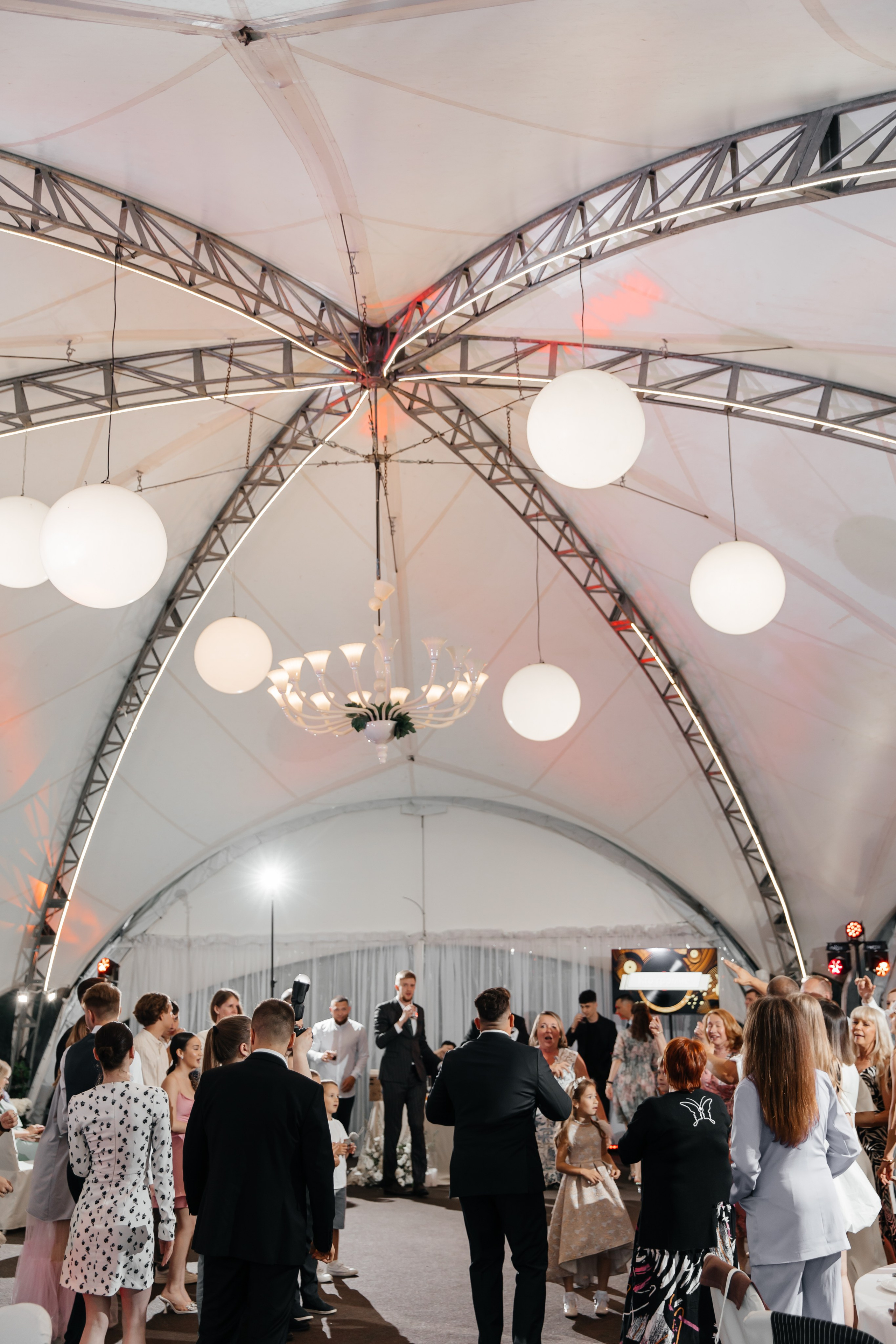 Даниил и Полина. Свадебный фотограф Москва Павел Фетисов