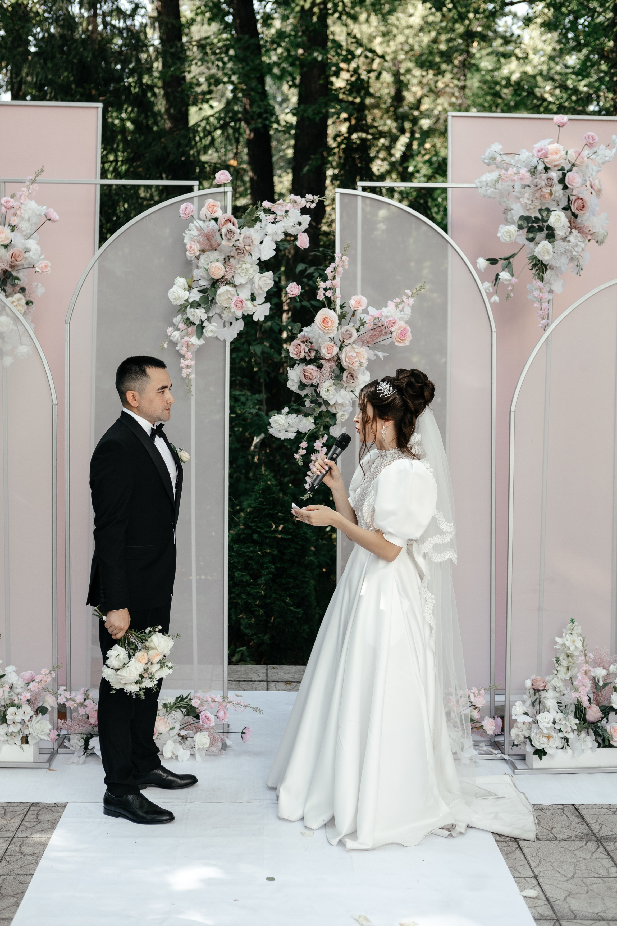 Свадебный фотограф Уфа — Руслан ГабдлисламовЖивые эмоции, красивые кадры, воспоминания на всю жизнь.Работаю по всей Республике Башкортоста. Свадебный фотограф Уфа Руслан Габдлисламов