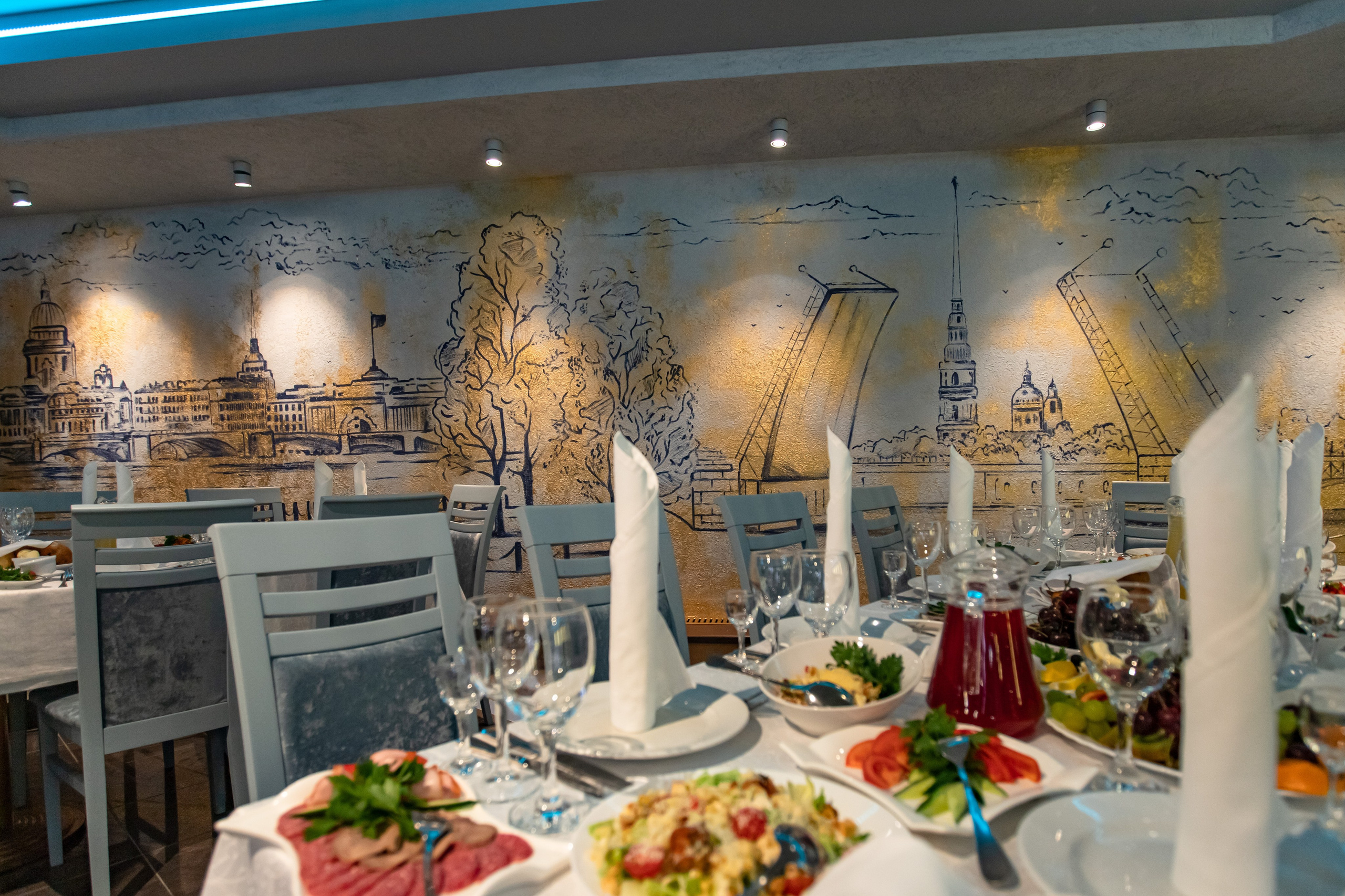 Банкетный зал при отеле «Нептун». Фотограф Махлаева Виктория/Санкт-Петербург