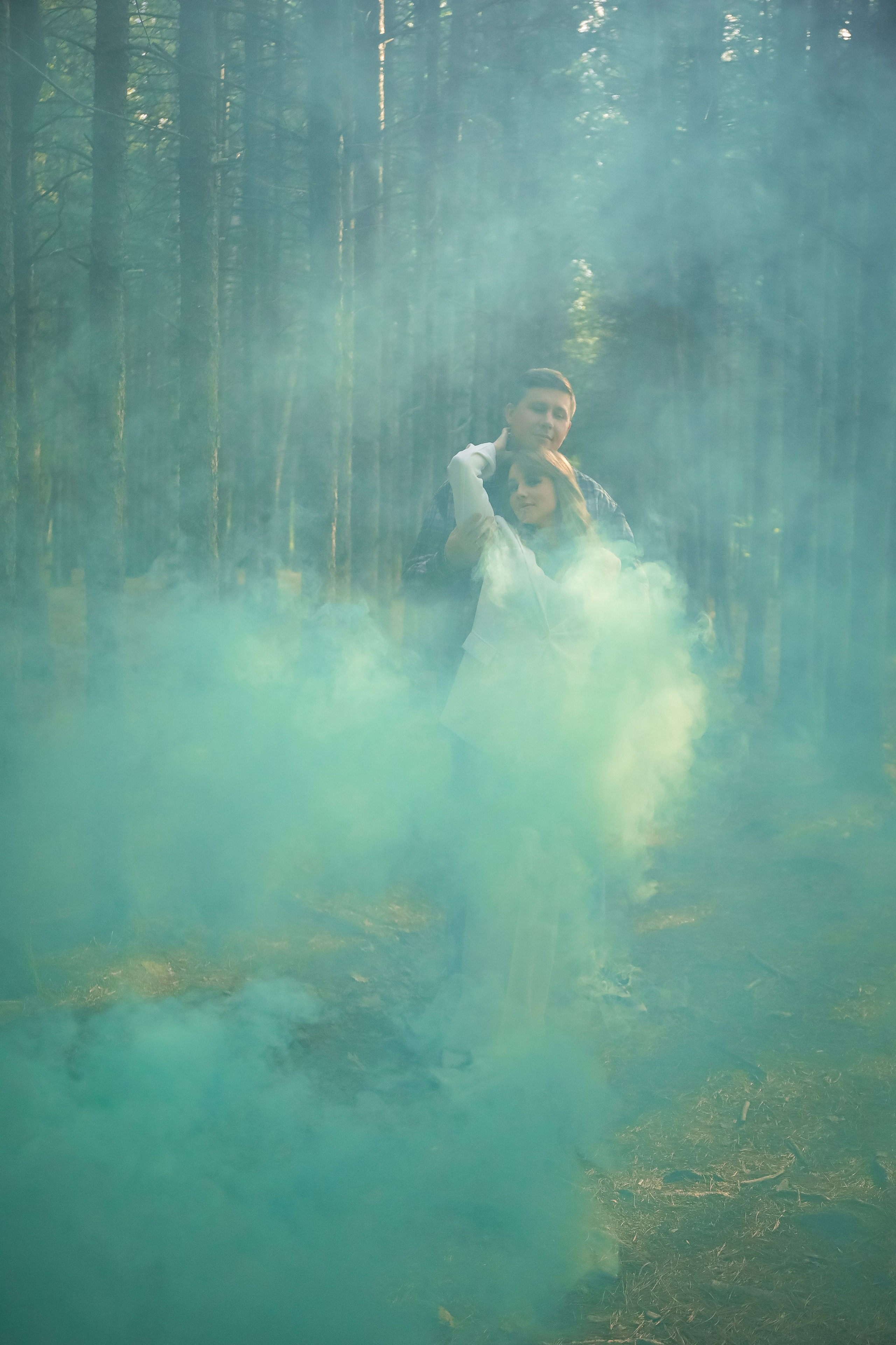 В сосновом лесу. Фотограф г. Хабаровск. Семейные и индивидуальные съёмки